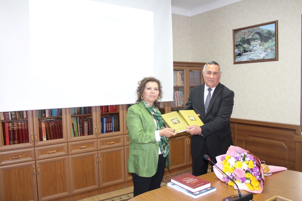 Professor Mahirə Hüseynova AMEA-nın Naxçıvan Bölməsinin qonağı olub