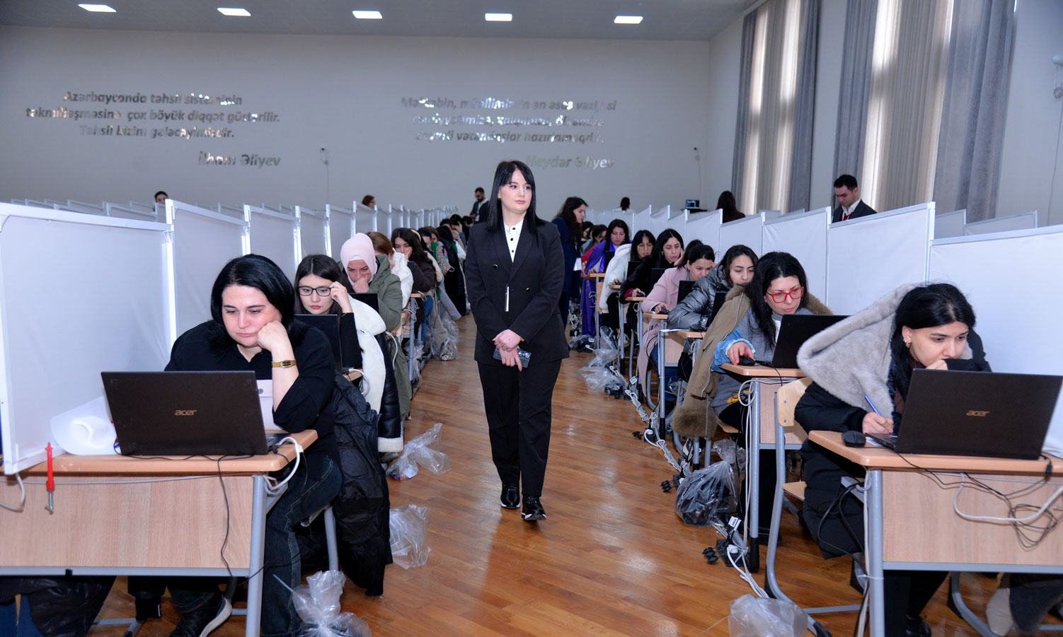 Psixoloqların işə qəbulu müsabiqəsinin test imtahanı keçirilib