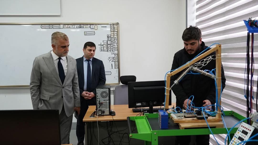 “Qarabağ” futbol klubunun prezidenti ilə peşə təhsilinin inkişafına dair görüş keçirilib