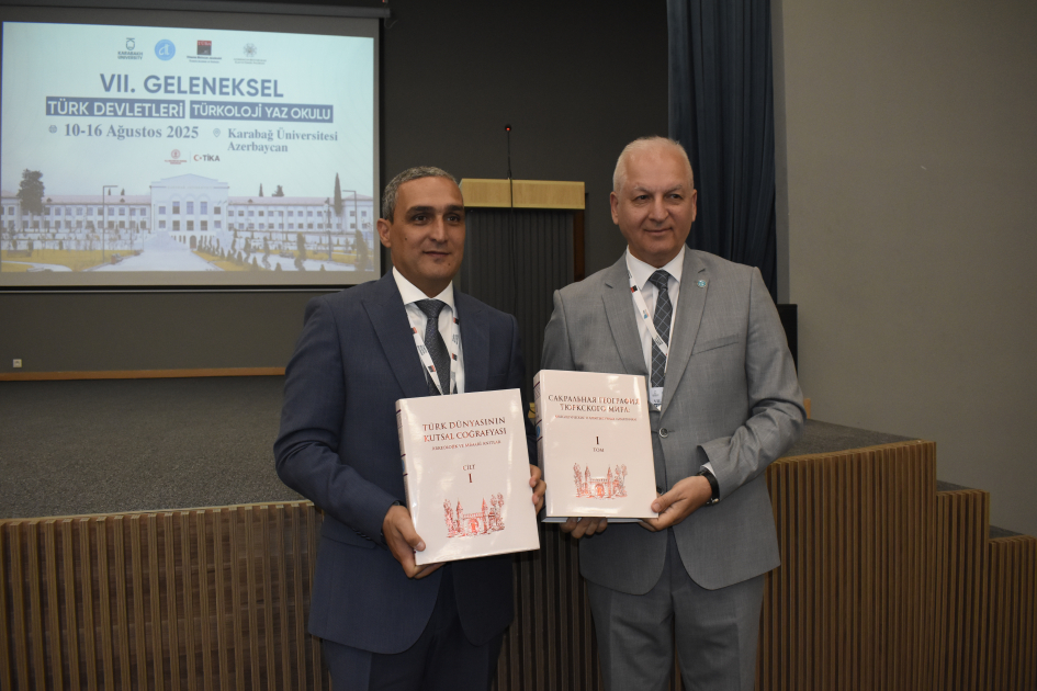 Qarabağ Universiteti VII Türkoloji “Yay məktəbi”nə ev sahibliyi edir