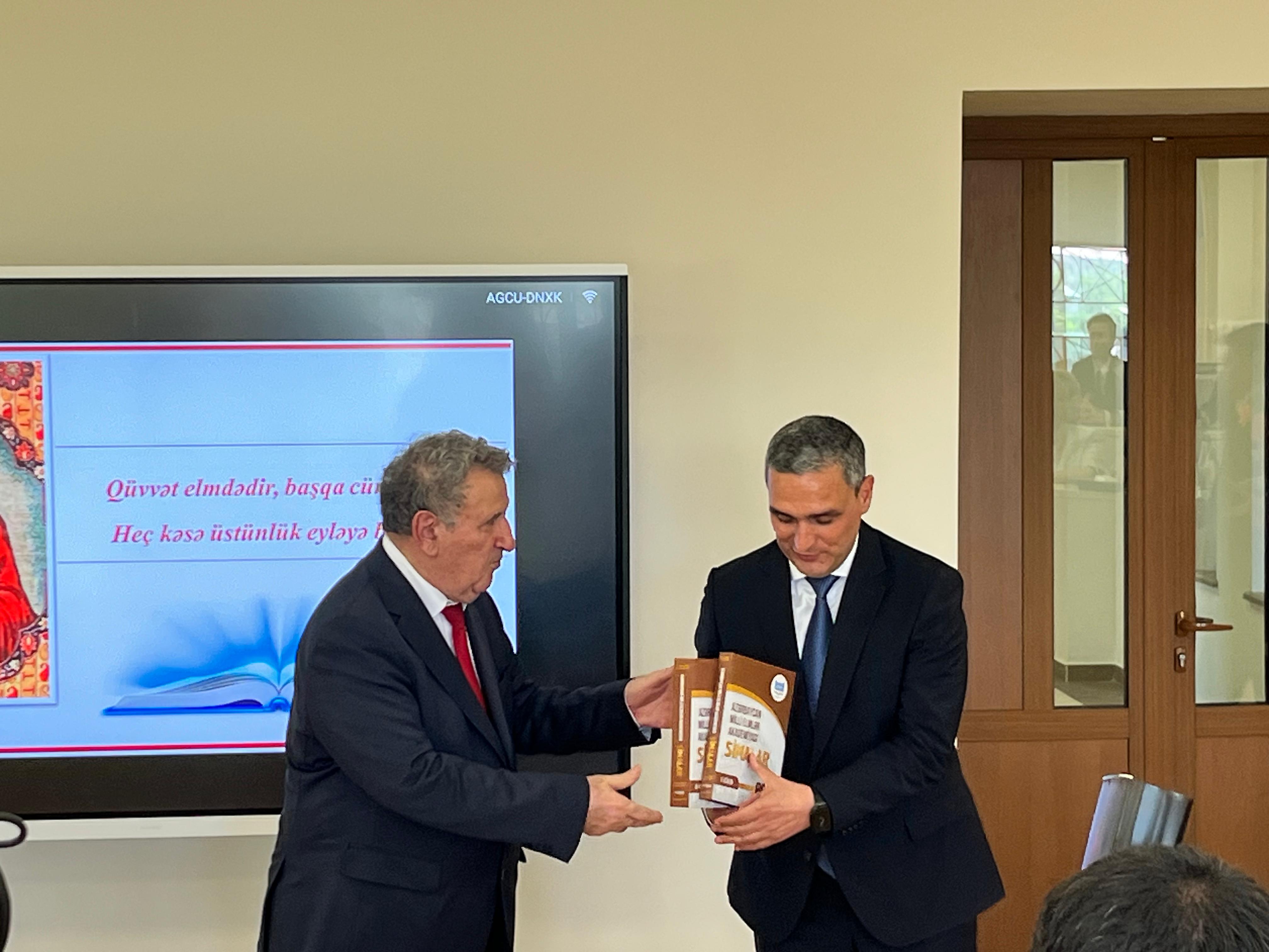 Qarabağ Universitetində AMEA-nın 80 illiyinə həsr olunmuş ilk elmi konfrans keçirilib