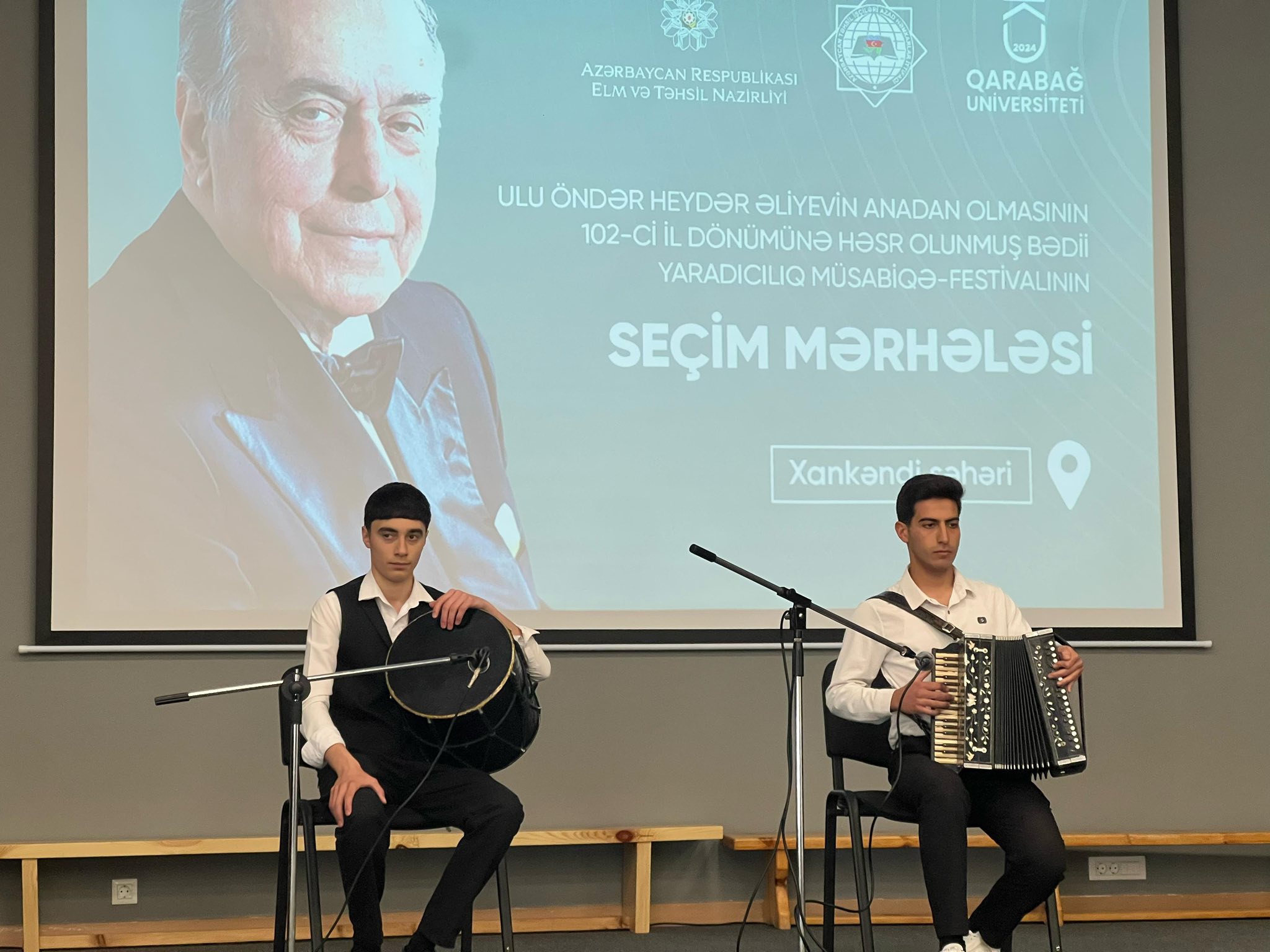 Qarabağ Universitetində bədii yaradıcılıq müsabiqə-festivalının seçim turu keçirilib