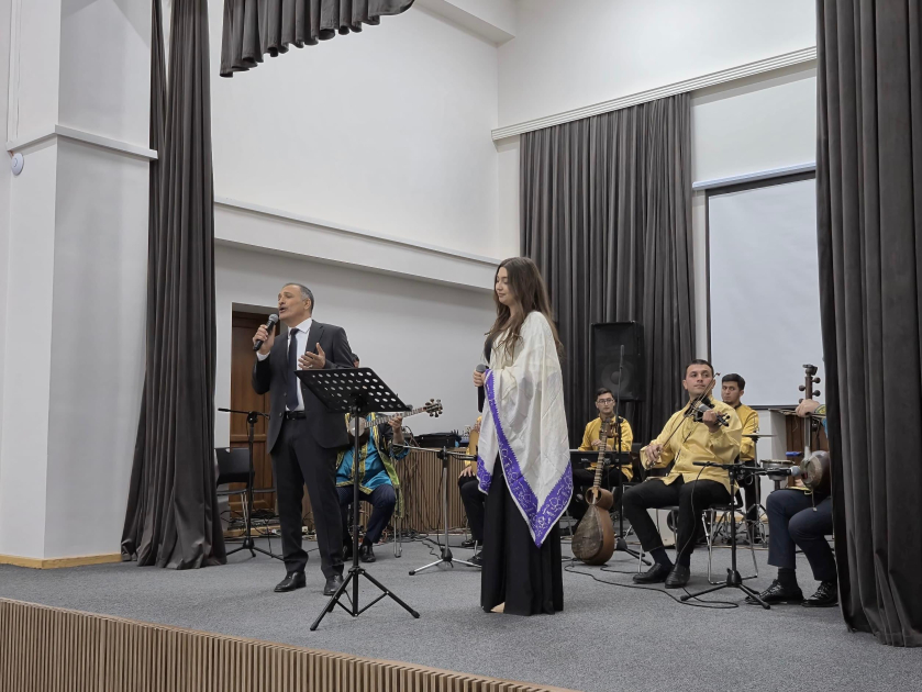 Qarabağ Universitetində Firuz Səxavətin konserti olub