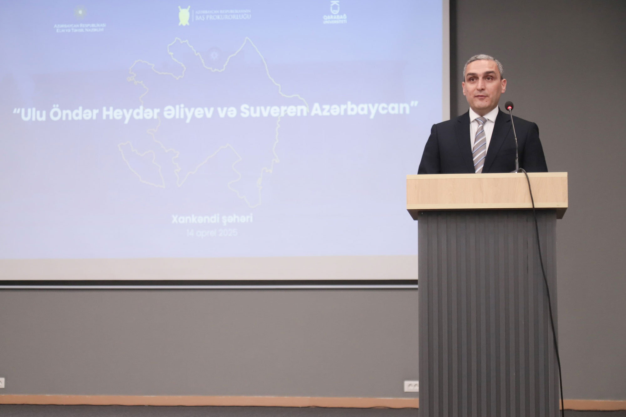 Qarabağ Universitetində “Heydər Əliyev və suveren Azərbaycan” mövzusunda konfrans keçirilib