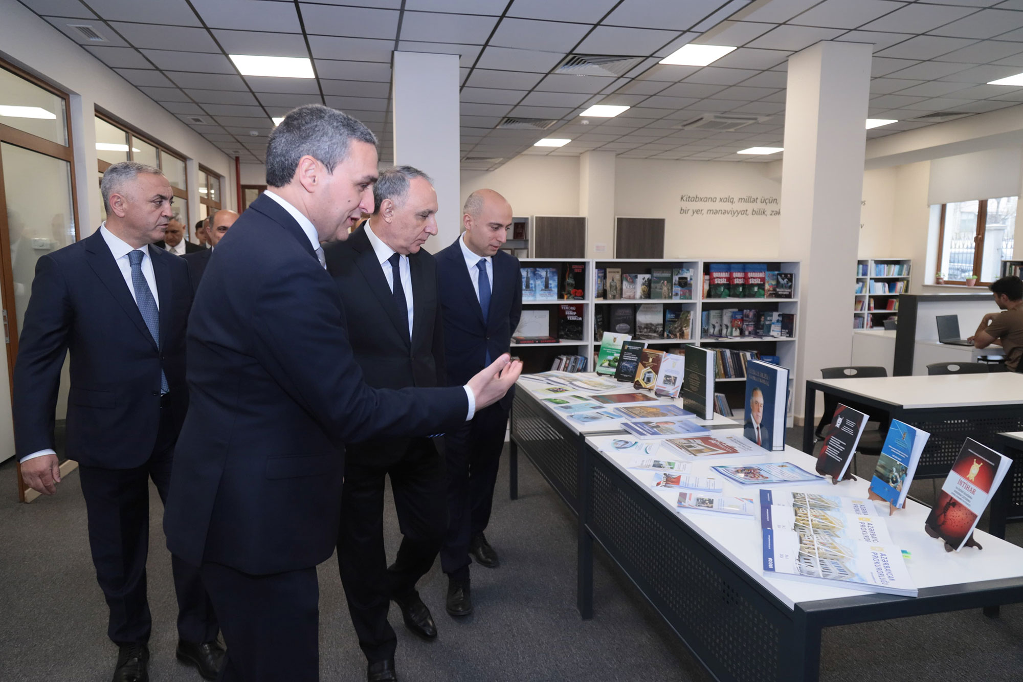 Qarabağ Universitetində “Heydər Əliyev və suveren Azərbaycan” mövzusunda konfrans keçirilib