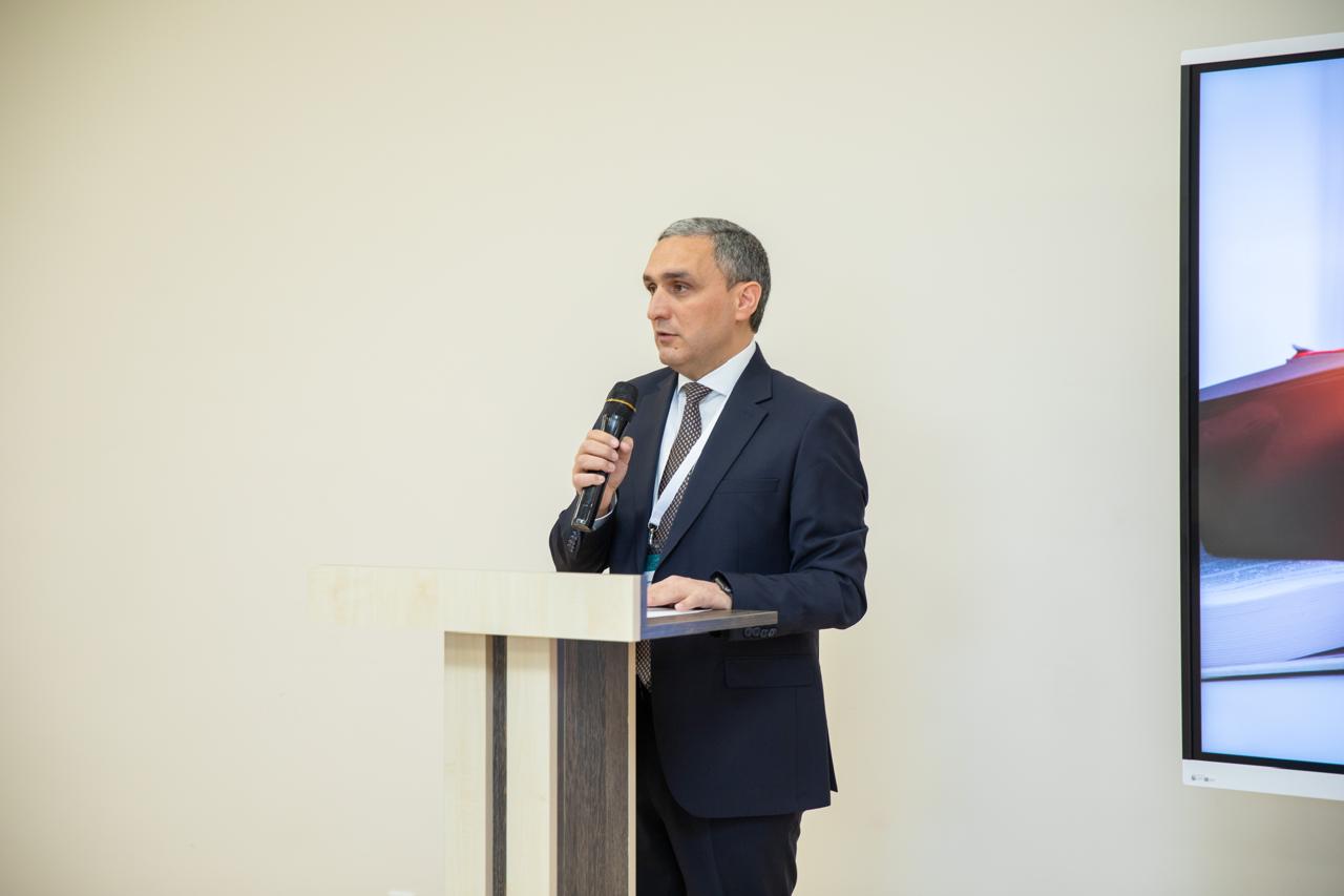 Qarabağ Universitetində ikigünlük beynəlxalq konfrans işə başlayıb