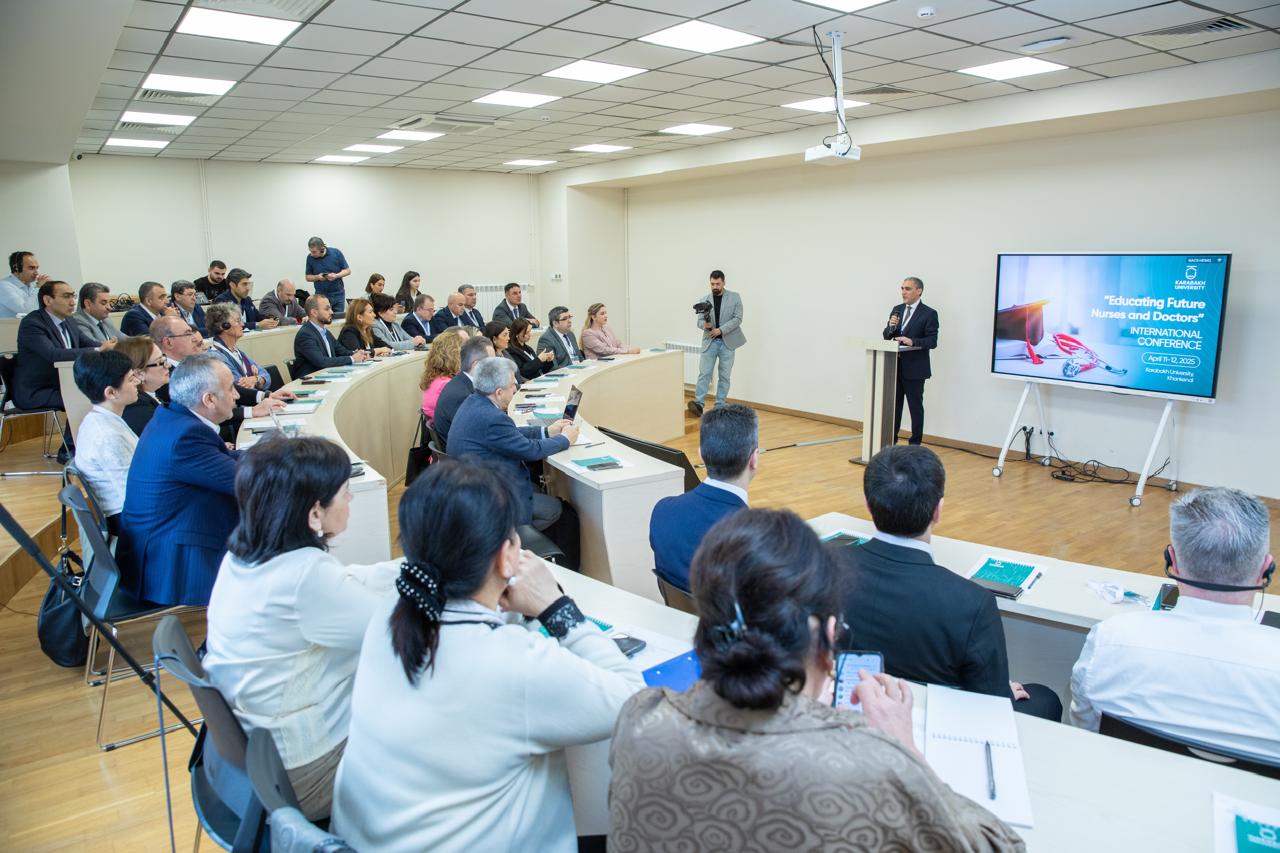 Qarabağ Universitetində ikigünlük beynəlxalq konfrans işə başlayıb