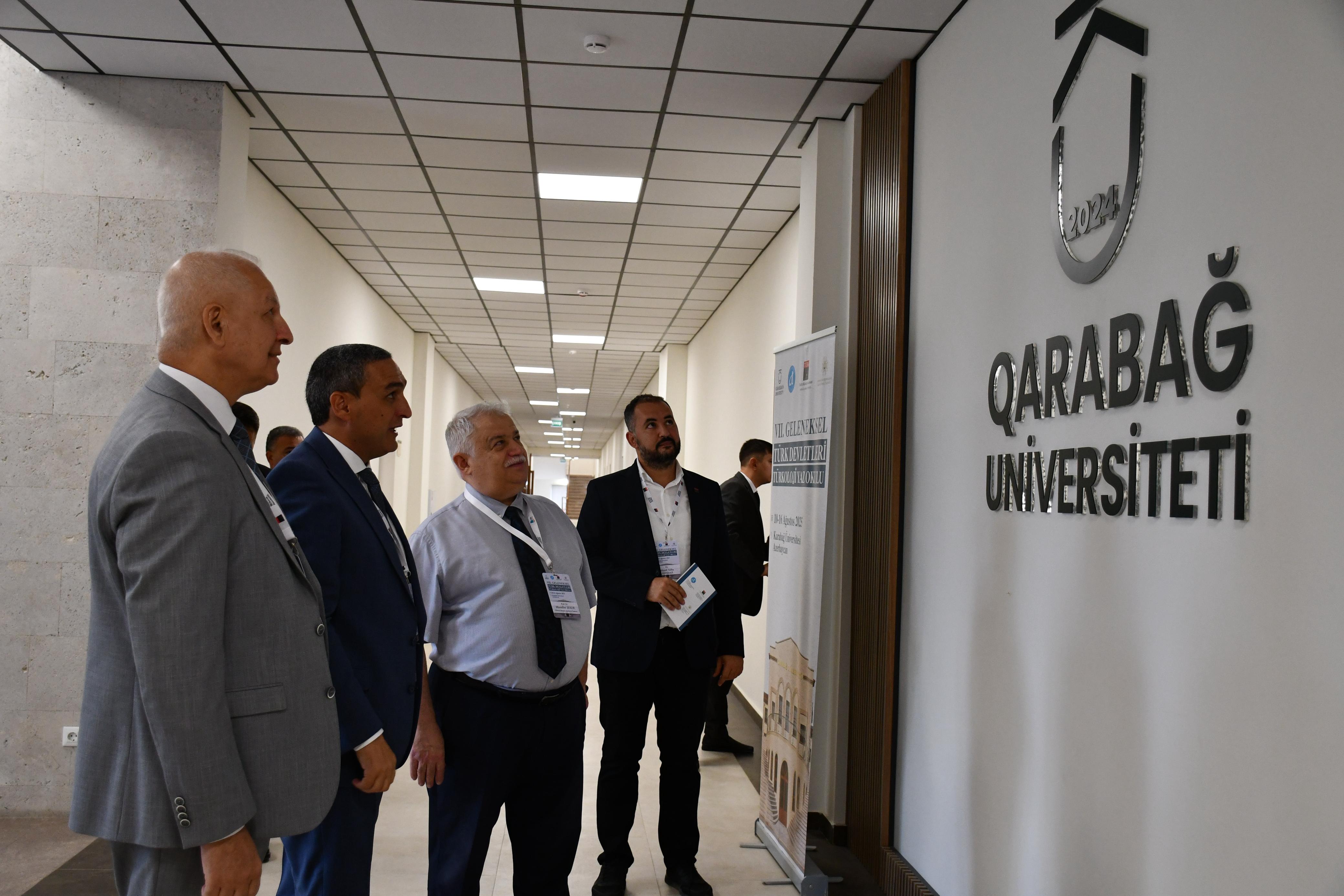 Qarabağ Universitetində keçirilən VII Türkoloji “Yay məktəbi” başa çatıb