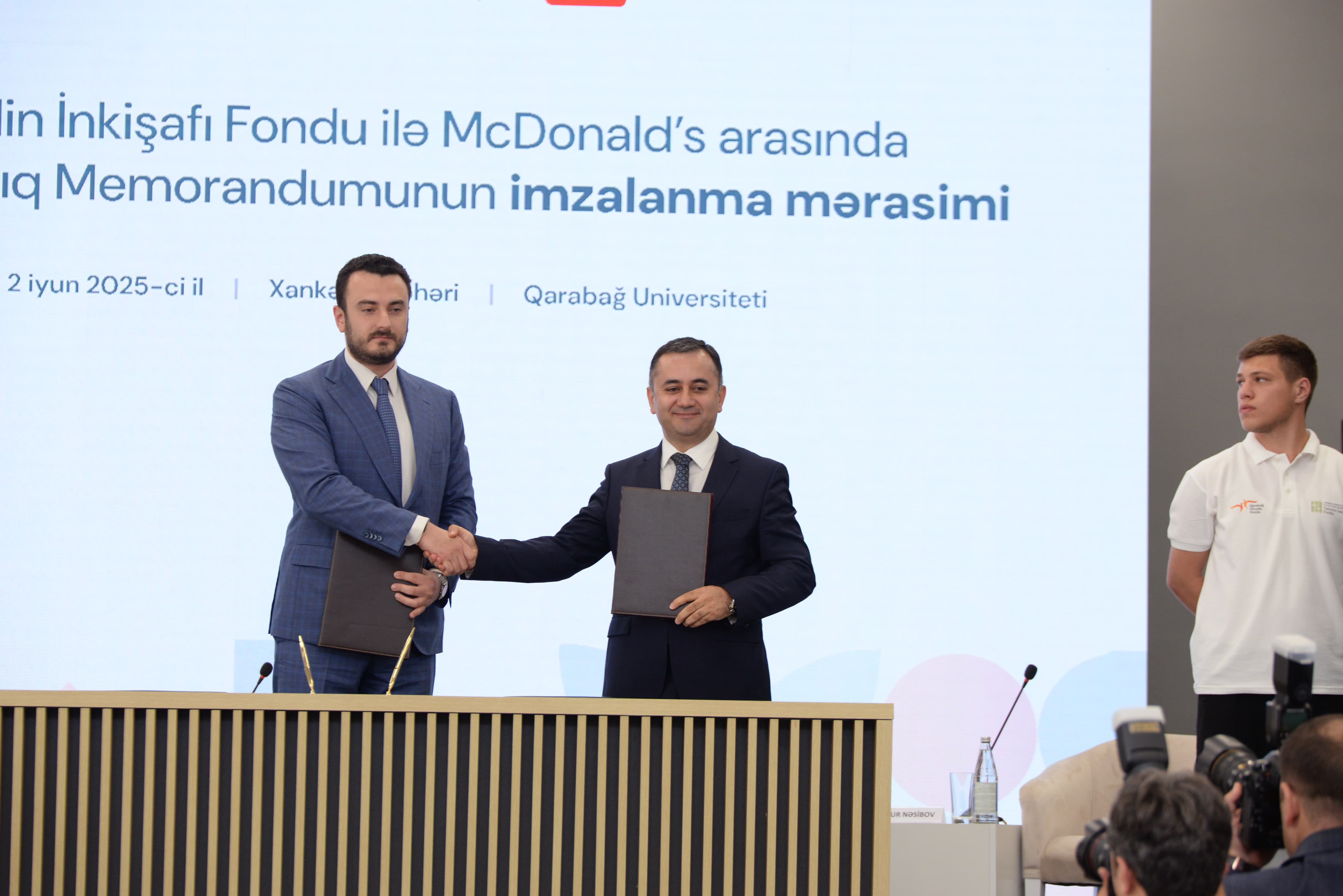 Qarabağ Universitetinin tələbələri üçün yeni təqaüd təsis edilib