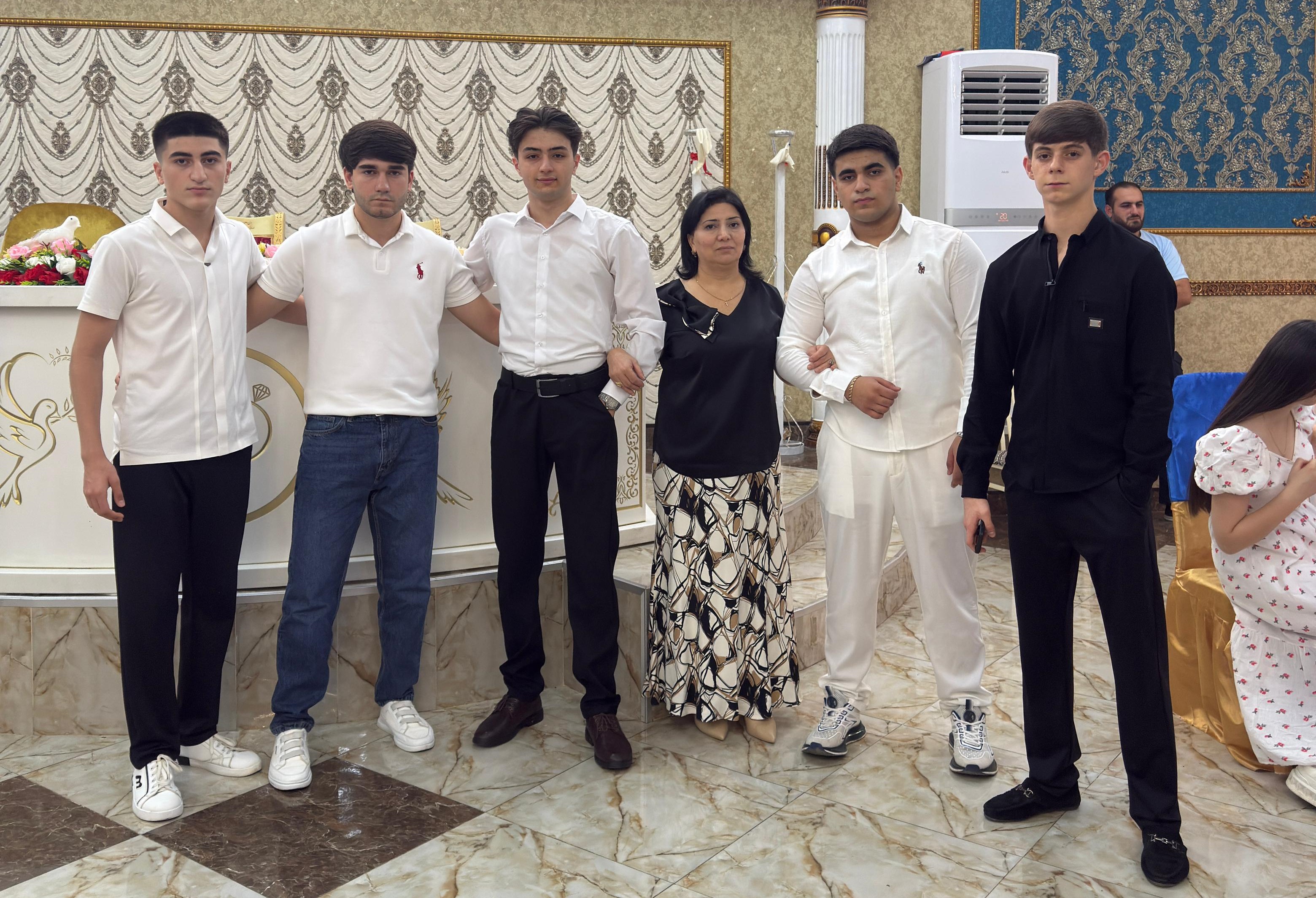 "Qarabağda təhsil almaq mənim üçün qürurdur" – İki olimpiada medalçısının seçimi