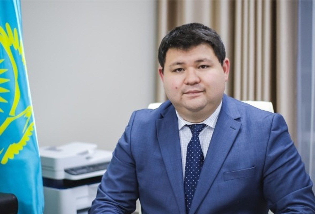 “Qazaxıstanın xaricdə təhsil proqramı öz hədəflərinə çatıb” – Adil Kusmanov 