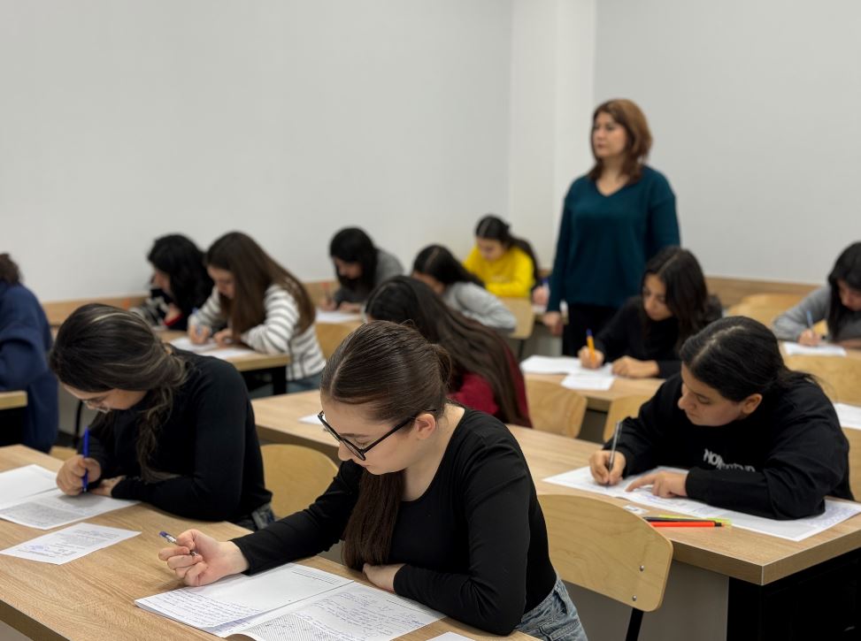 Qəbul imtahanlarında “4” və “5” qiyməti alanların sayı artıb 