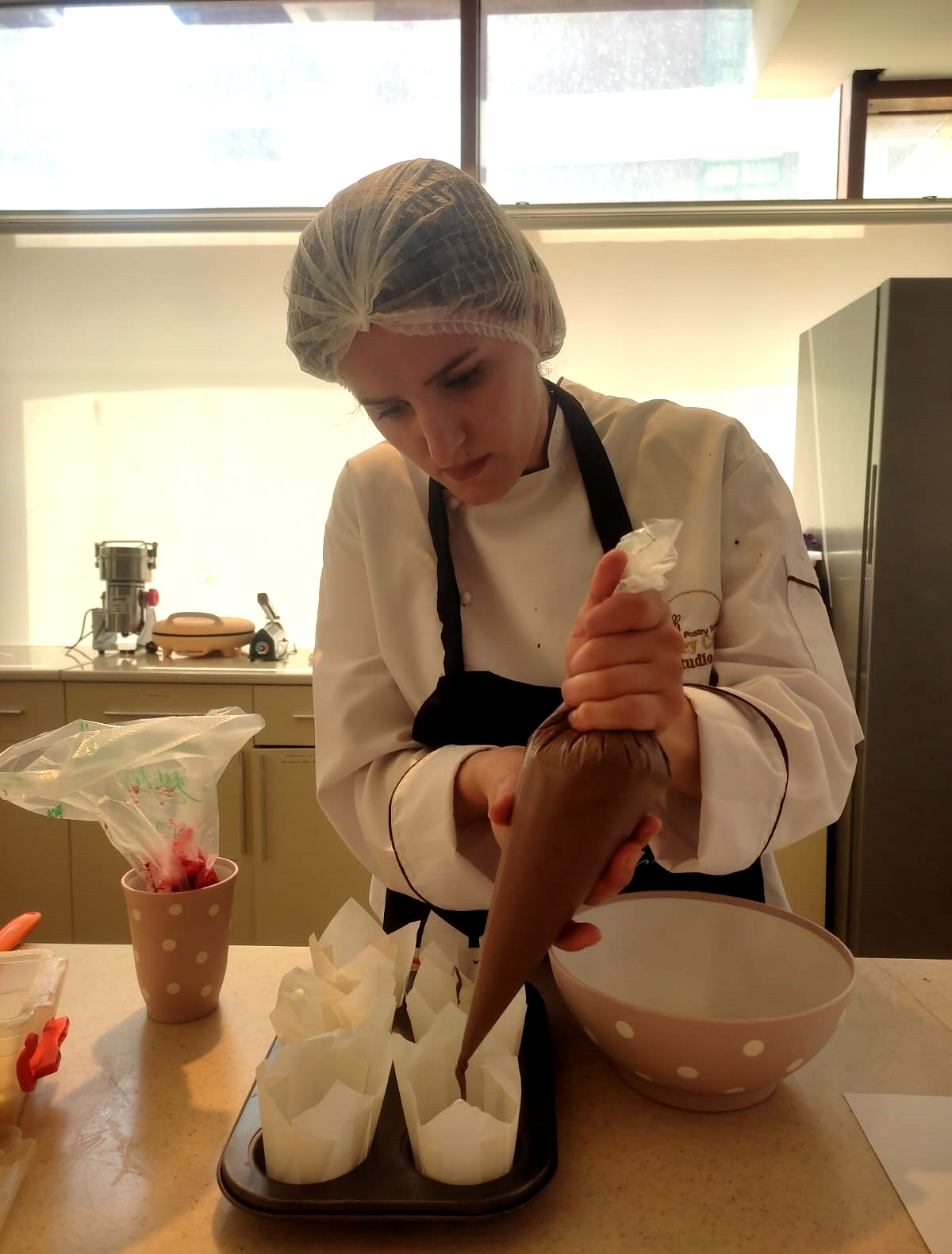 “Qənnadıçı, şirniyyatçı” və “Aşpaz” ixtisasları üzrə qiymətləndirmə keçirilib