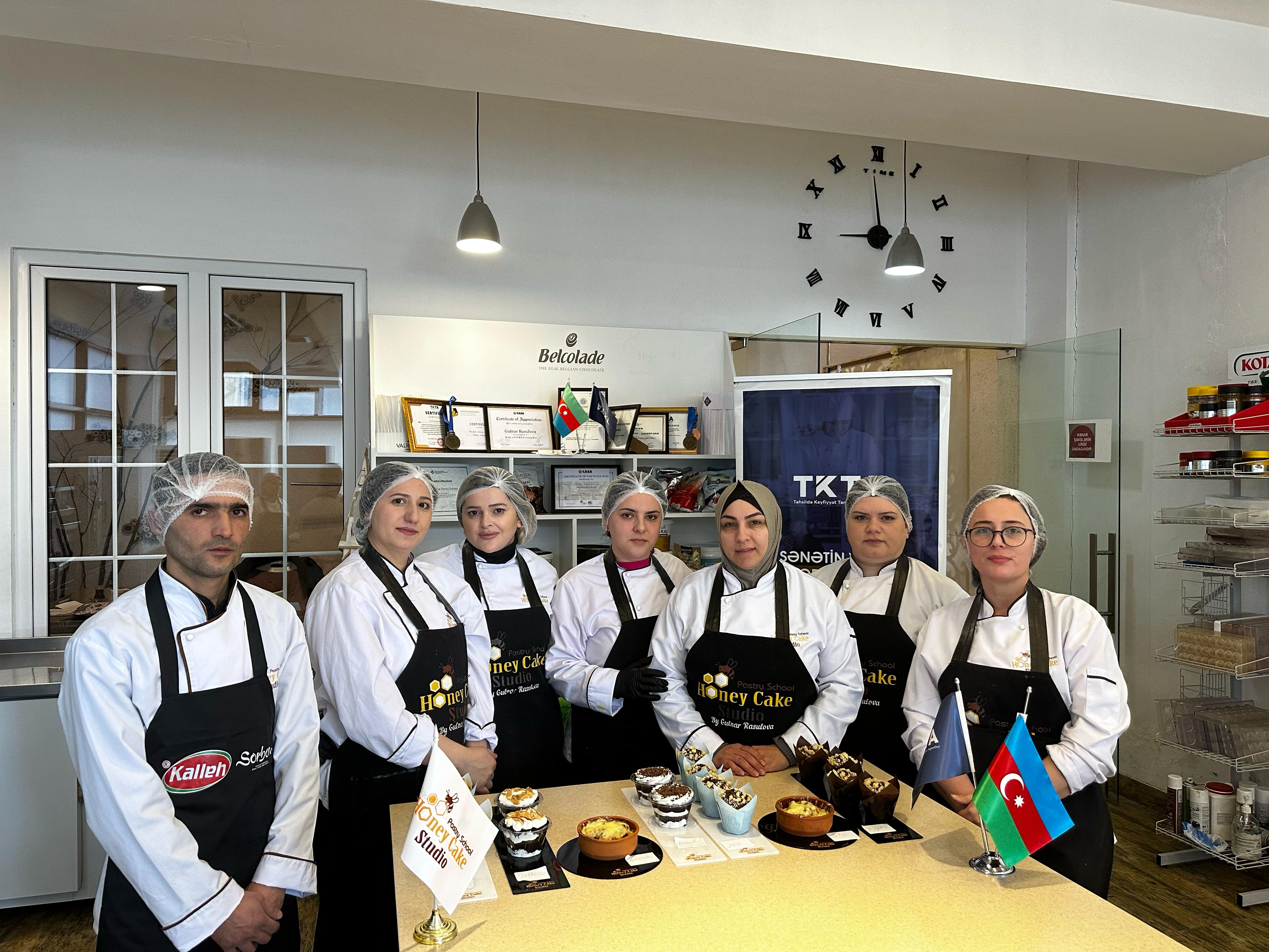 “Qənnadıçı, şirniyyatçı” və “Aşpaz” peşə ixtisasları üzrə bacarıqlar qiymətləndirilib 