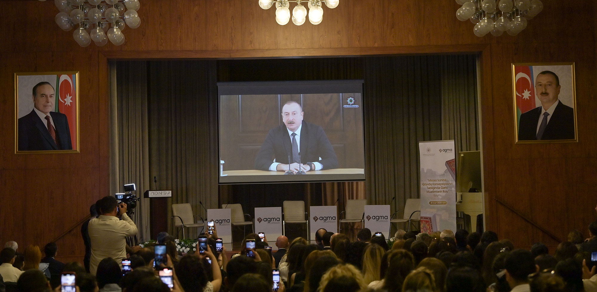 “Qərbi Azərbaycana qayıdış” mövzusuna həsr olunmuş forum keçirilib