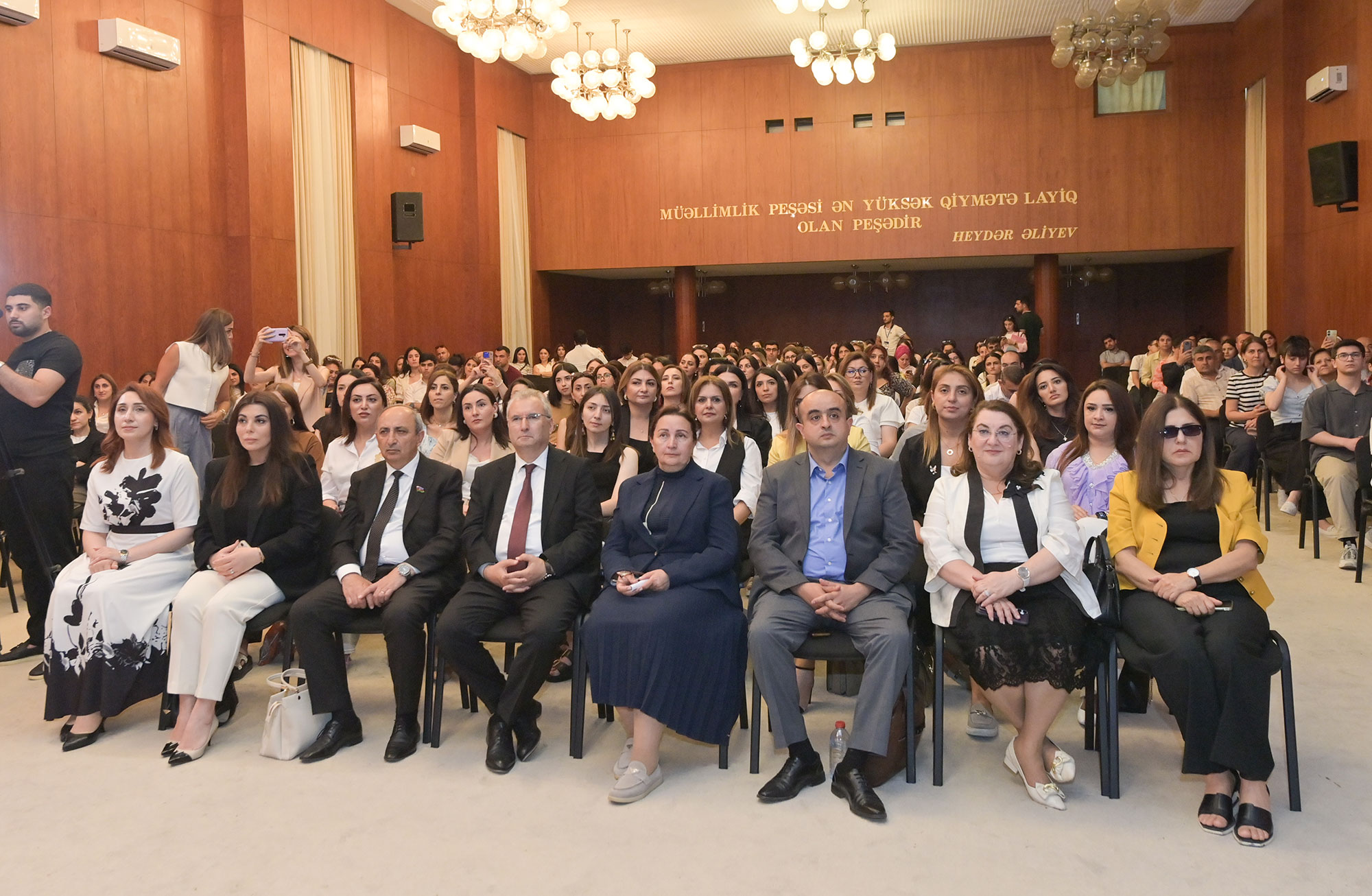 “Qərbi Azərbaycana qayıdış” mövzusuna həsr olunmuş forum keçirilib