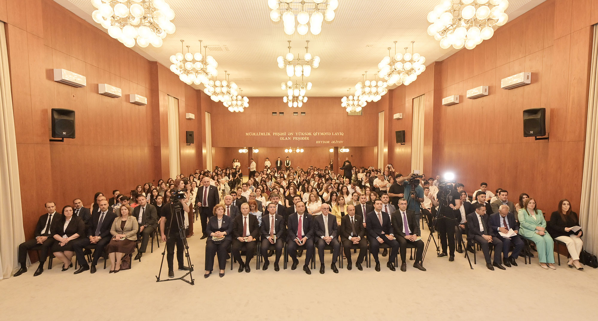 “Qərbi Azərbaycana qayıdış” mövzusuna həsr olunmuş forum keçirilib