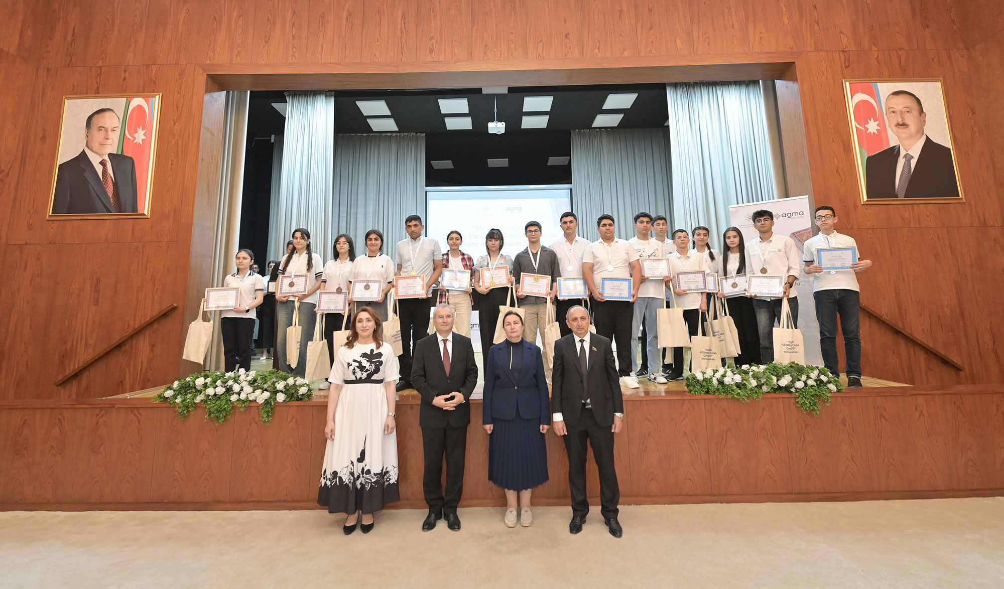 “Qərbi Azərbaycana qayıdış” olimpiadasının qalibləri mükafatlandırılıblar