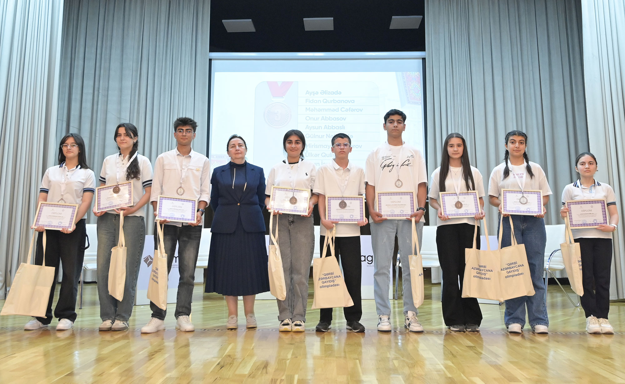 “Qərbi Azərbaycana qayıdış” olimpiadasının qalibləri mükafatlandırılıblar