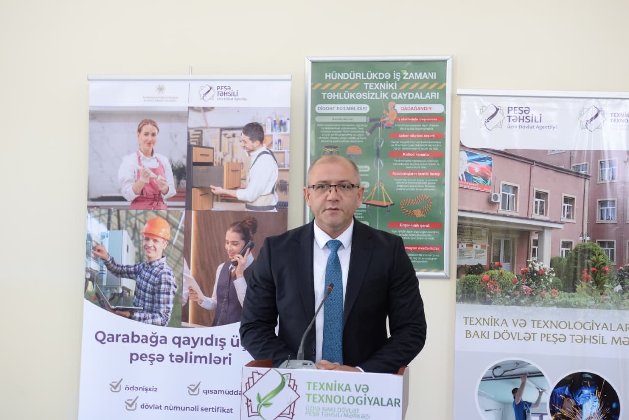 Qısamüddətli peşə təlimi keçən müdavimlərlə görüş keçirilib