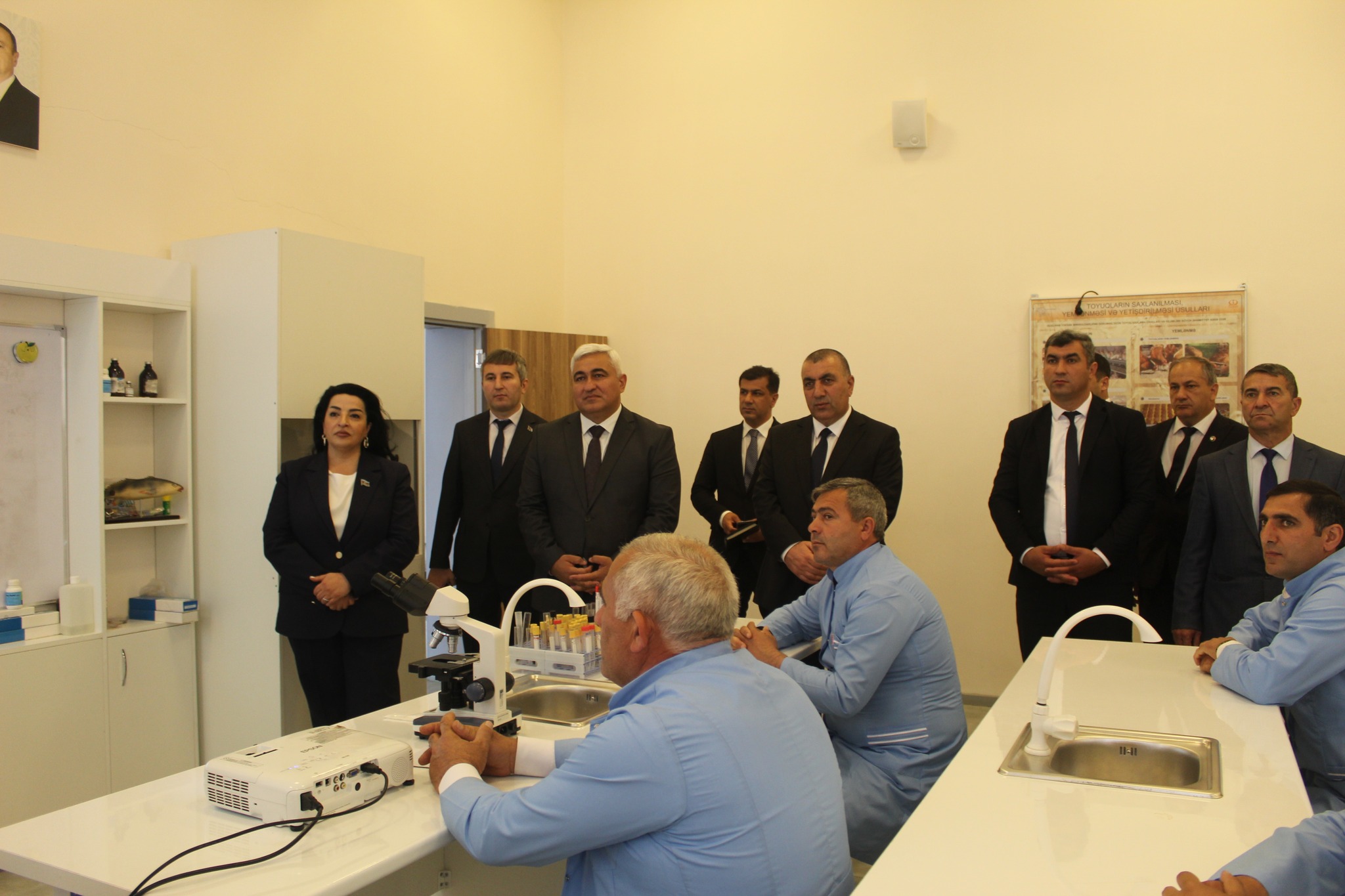 Qısamüddətli peşə təlimlərini bitirən müdavimlərə sertifikatlar təqdim olunub