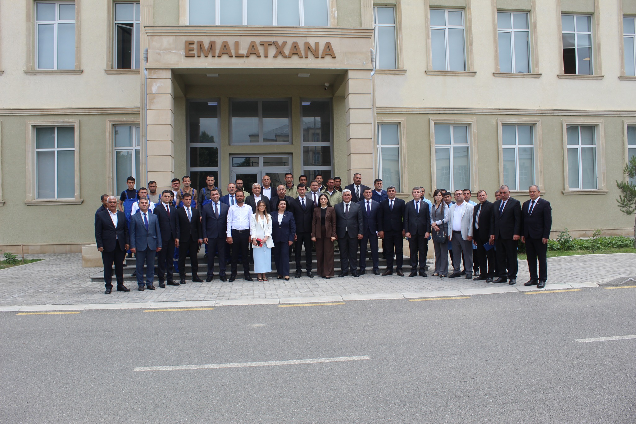 Qısamüddətli peşə təlimlərini bitirən müdavimlərə sertifikatlar təqdim olunub