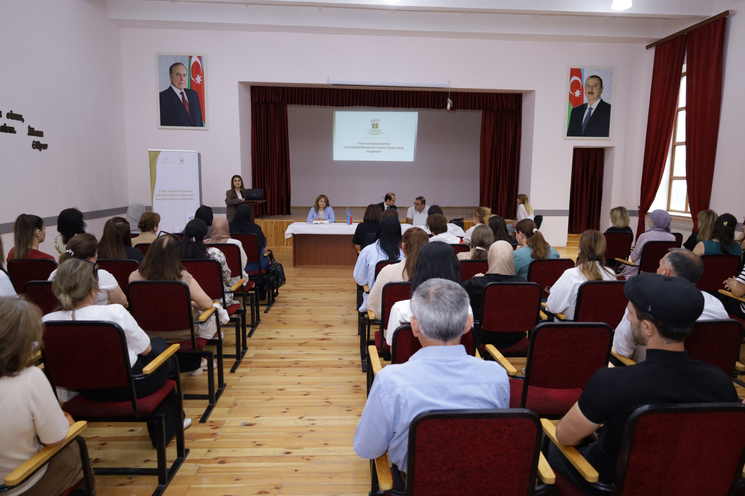 Quba-Xaçmaz regionunun müəllimlərinin kurikulumla bağlı bilikləri artırılır