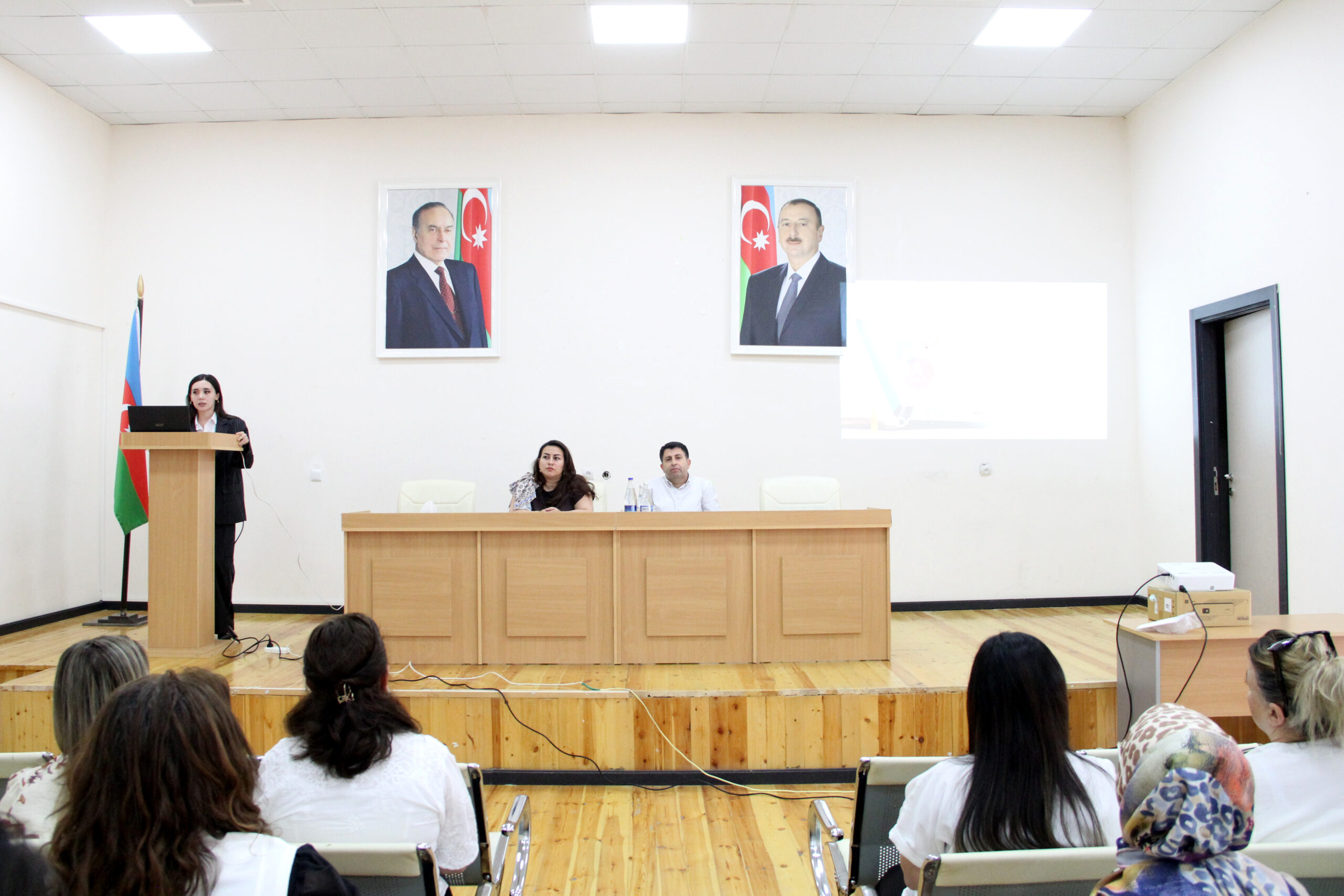 Quba-Xaçmaz regionunun müəllimlərinin kurikulumla bağlı bilikləri artırılır