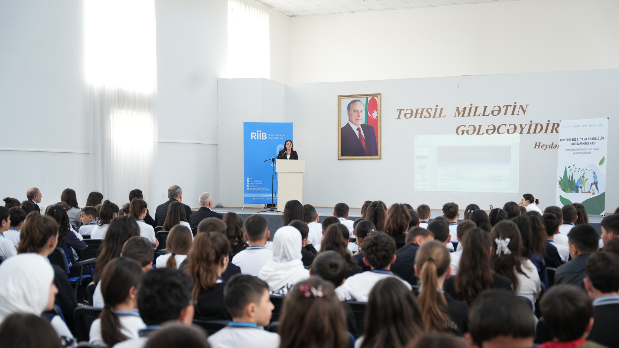 Region məktəblərində iqlim dəyişikliyi ilə bağlı təlimlər keçirilib