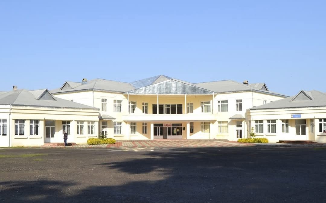 Regionun birincisi: Kənd məktəbinin uğurunun sirri 