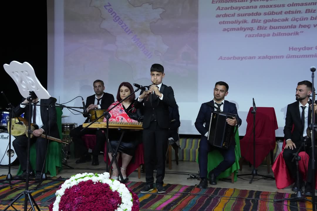 Rektor: Uzun illər gizli saxlanılan, təhrif edilmiş hadisələr əsl qiymətini alır