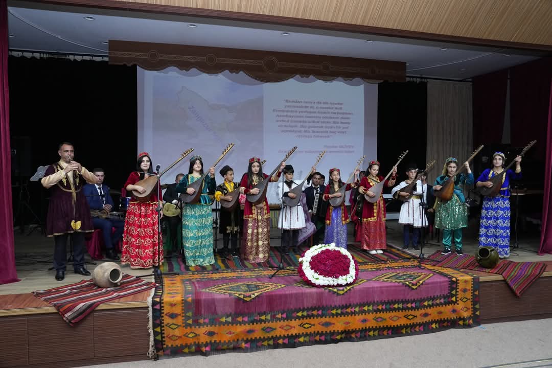 Rektor: Uzun illər gizli saxlanılan, təhrif edilmiş hadisələr əsl qiymətini alır