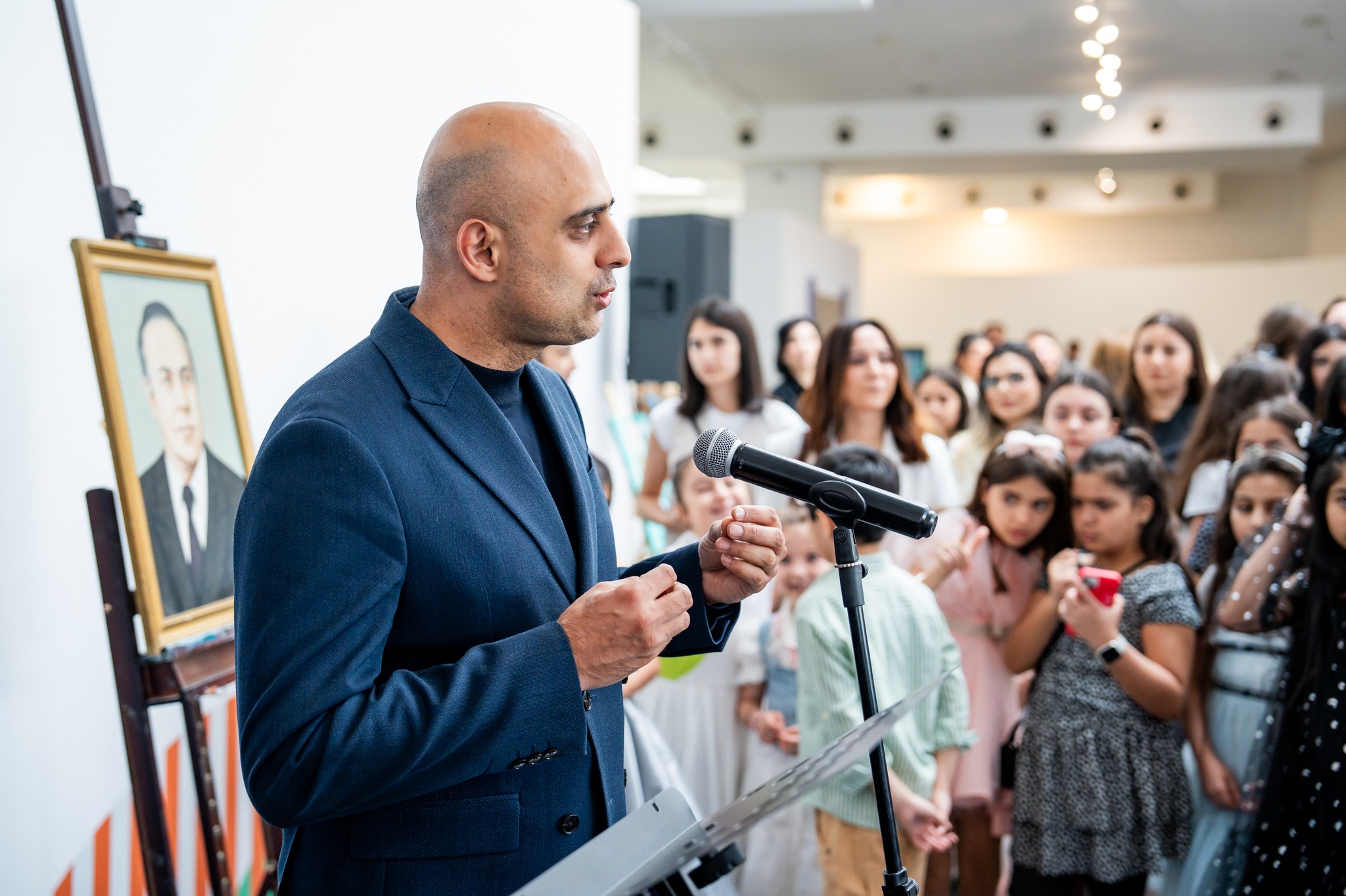 "Rəqəmsal rənglər" adlı rəsm sərgisi keçirilib