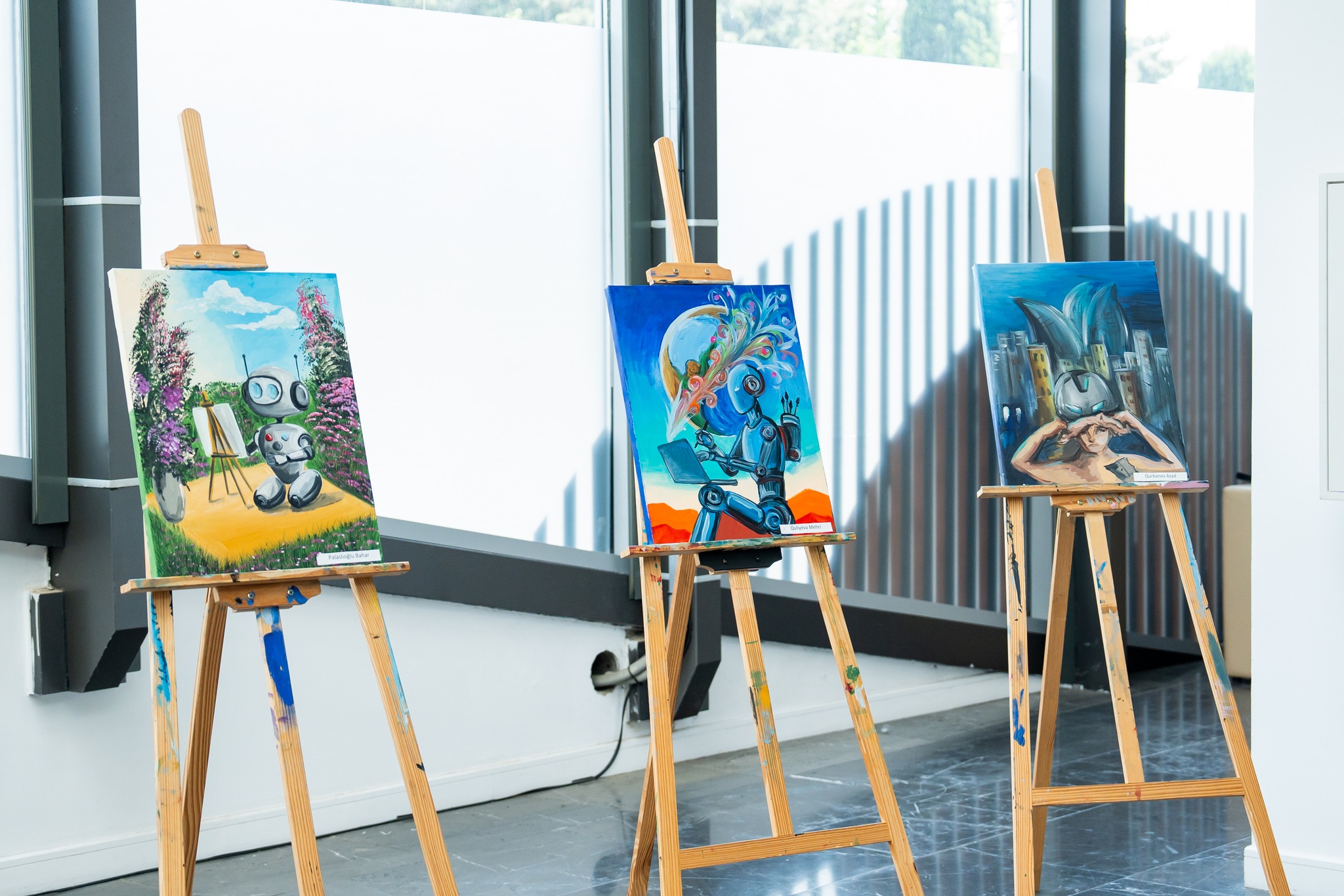 "Rəqəmsal rənglər" adlı rəsm sərgisi keçirilib