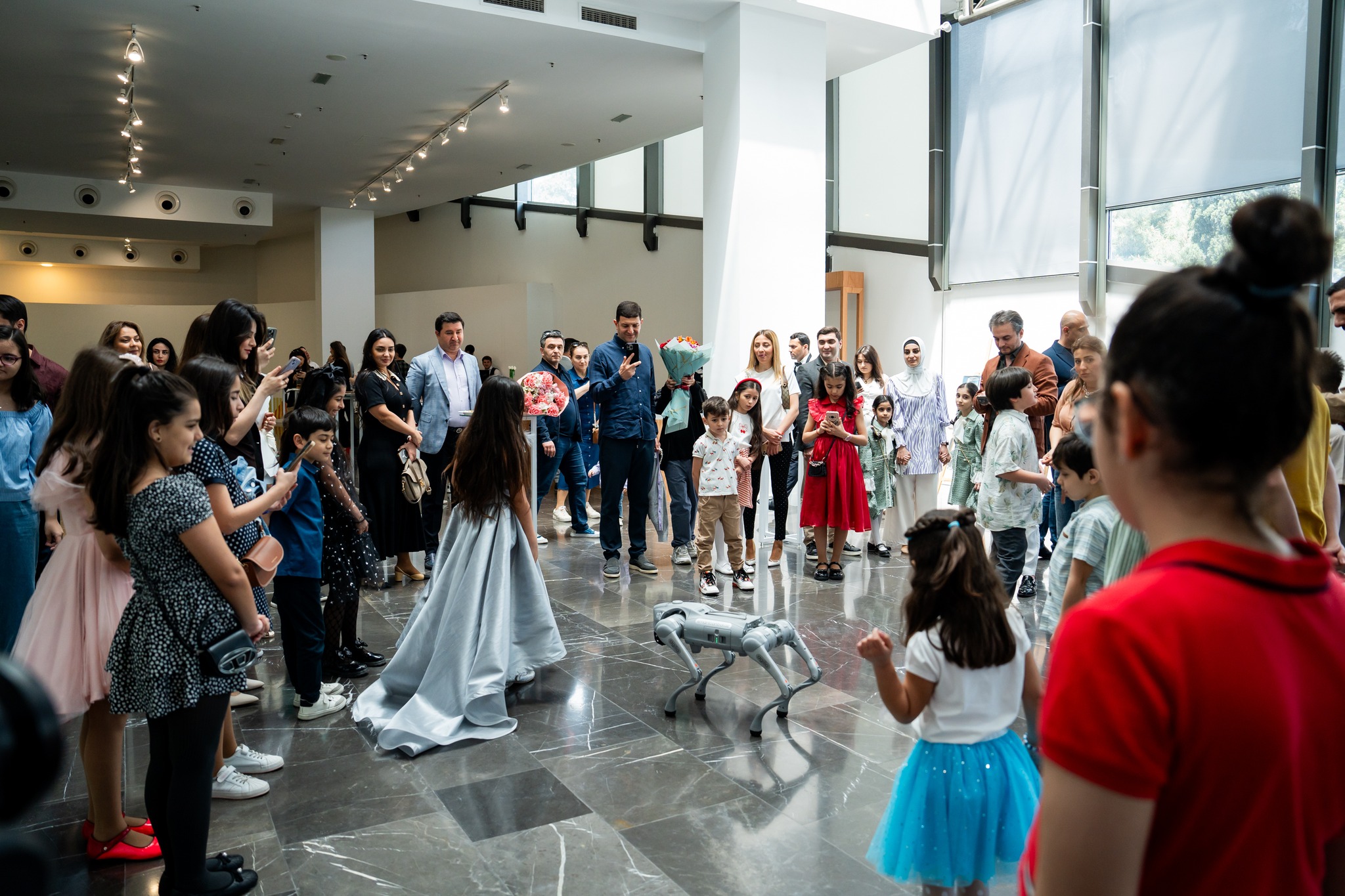 "Rəqəmsal rənglər" adlı rəsm sərgisi keçirilib