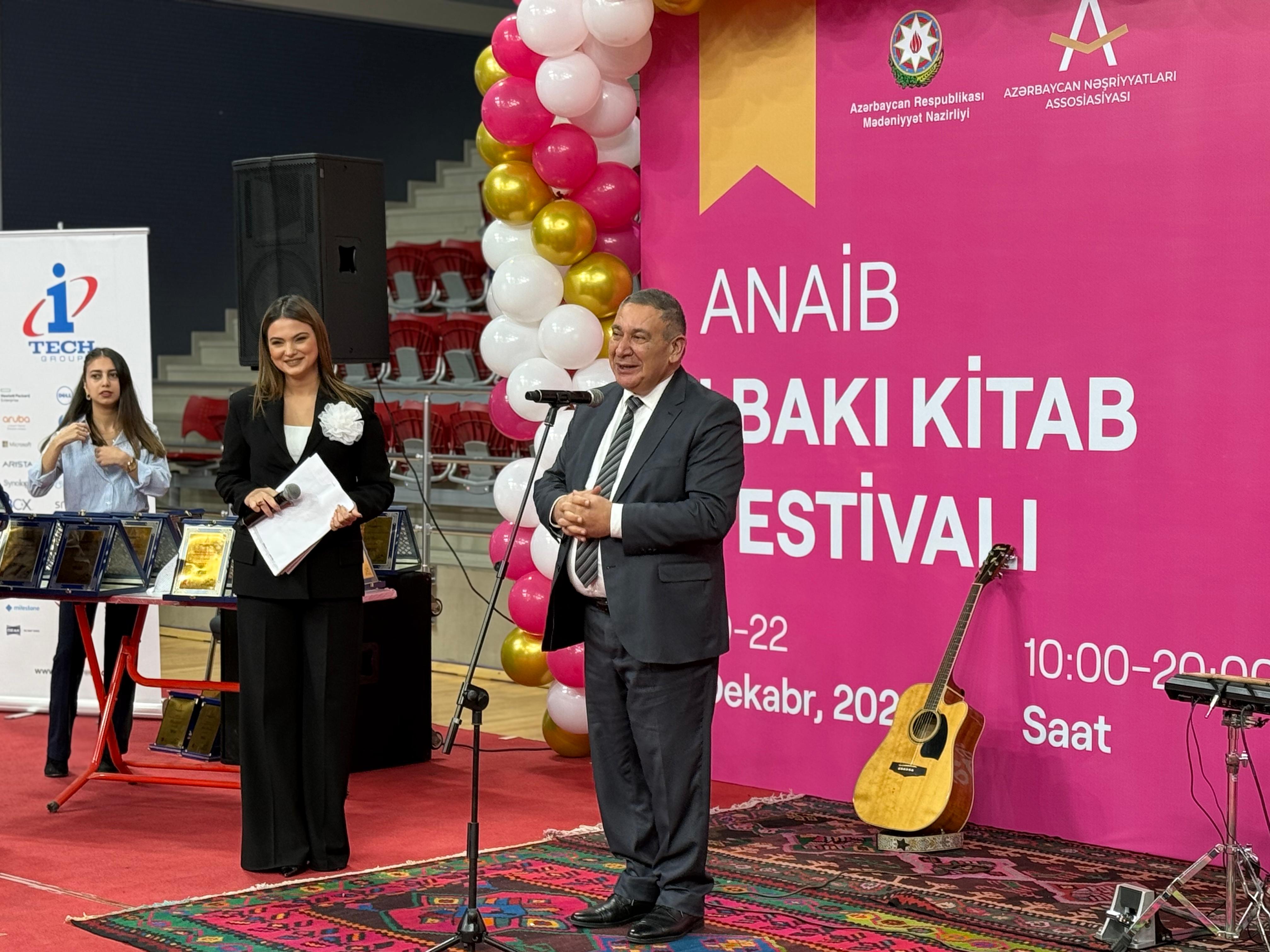 Rəşad Məcid: Nəşriyyatların artması sevindirici haldır 