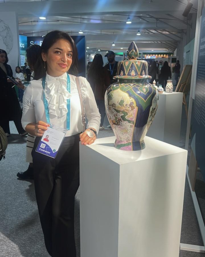 SABAH məzunu Londonda keçirilən rəsm sərgisində I yeri tutub