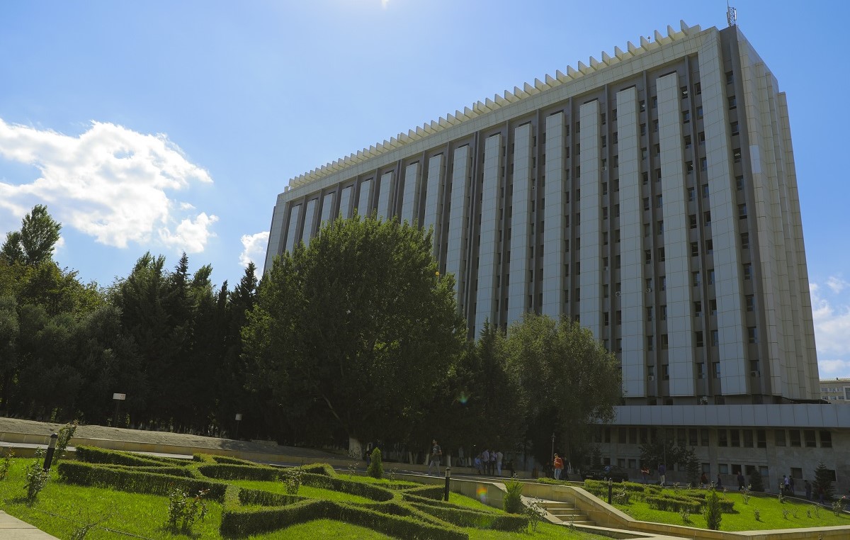 SABAH məzunu Milan Politexnik Universitetində doktorantura təhsili alacaq 