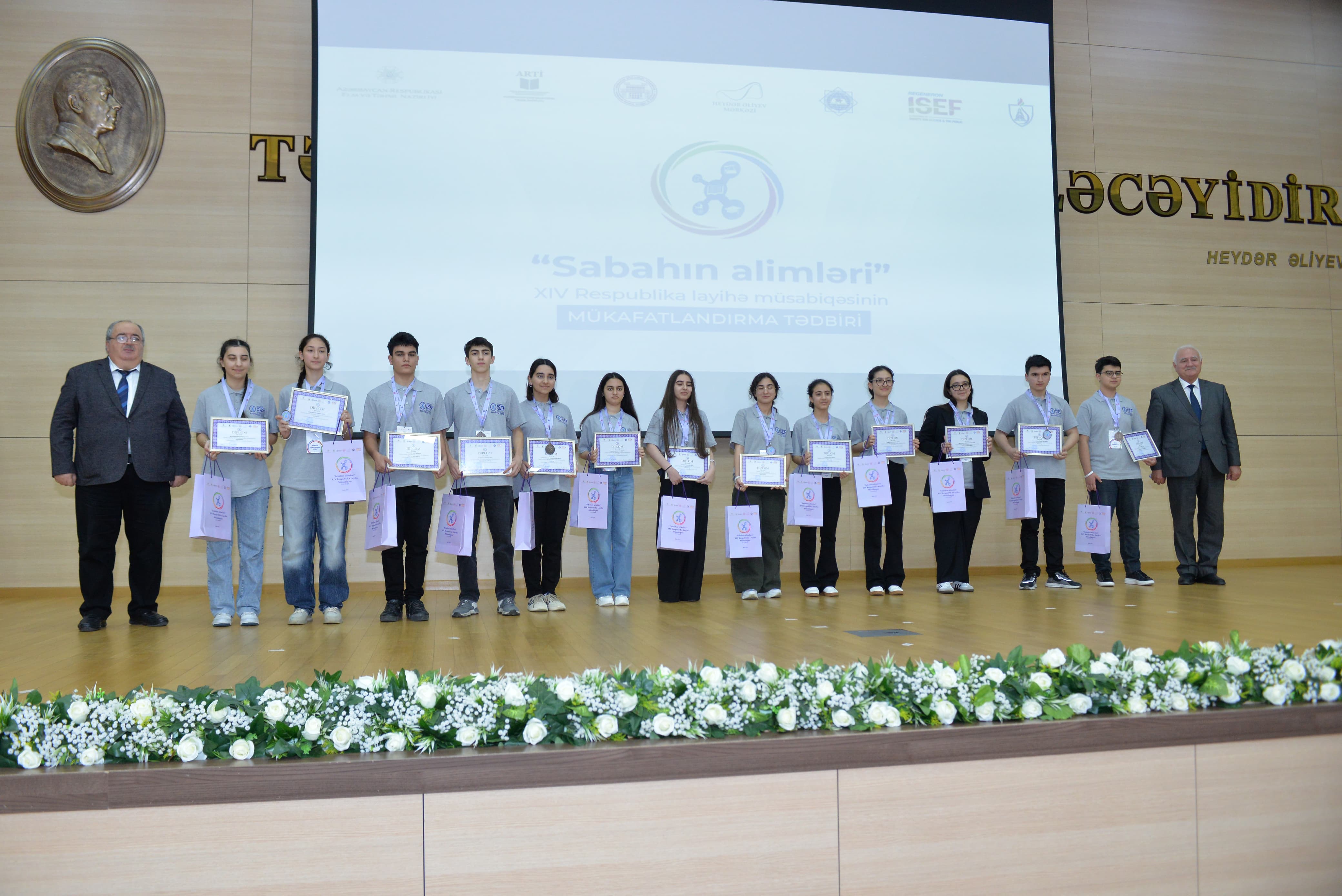 “Sabahın alimləri” XIV Respublika Layihə Müsabiqəsinin qalibləri mükafatlandırılıb