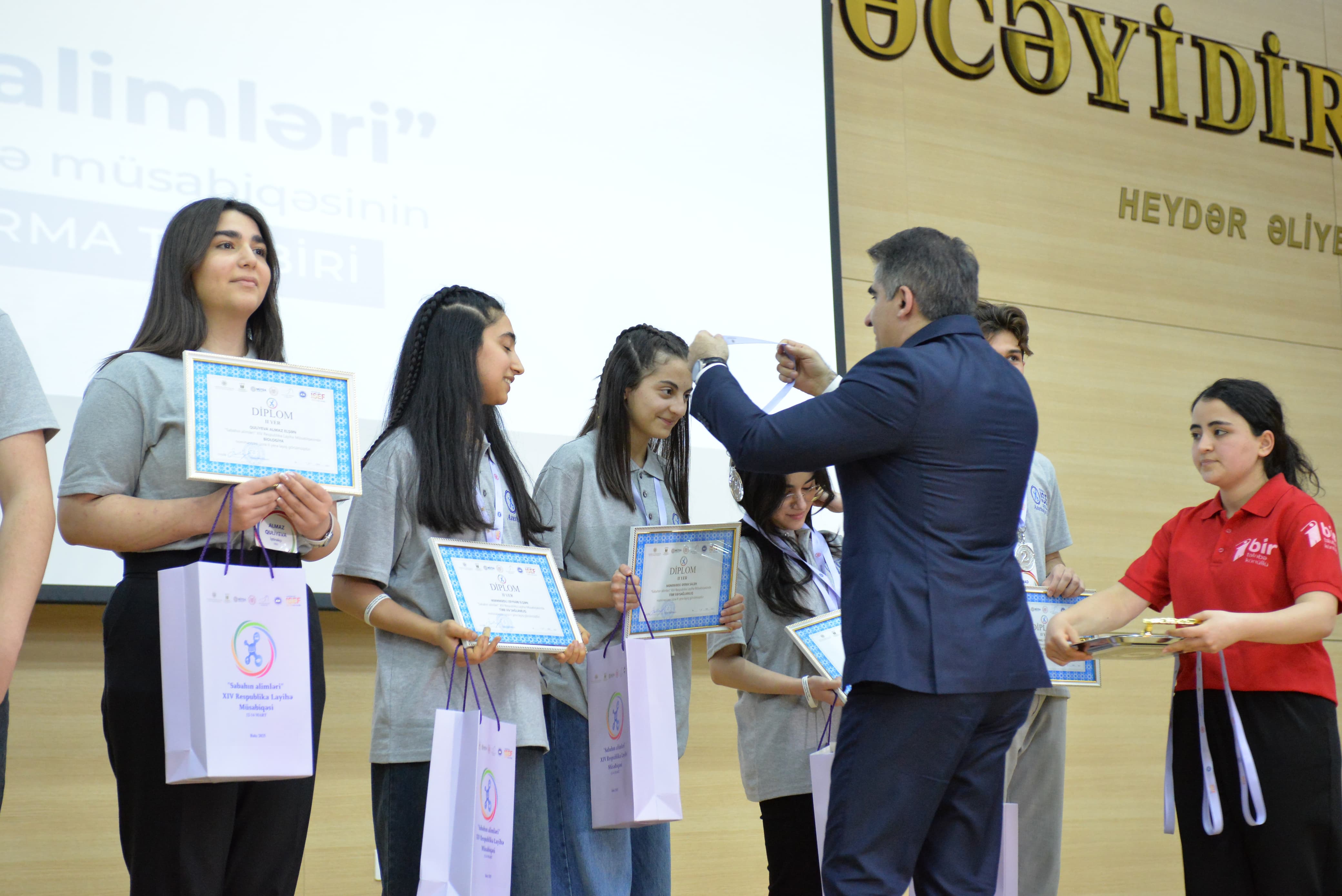 “Sabahın alimləri” XIV Respublika Layihə Müsabiqəsinin qalibləri mükafatlandırılıb