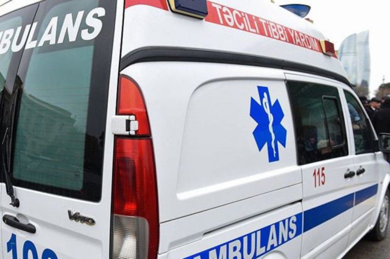 Şagird tənəffüs vaxtı sinif yoldaşına xəsarət yetirib – AÇIQLAMA