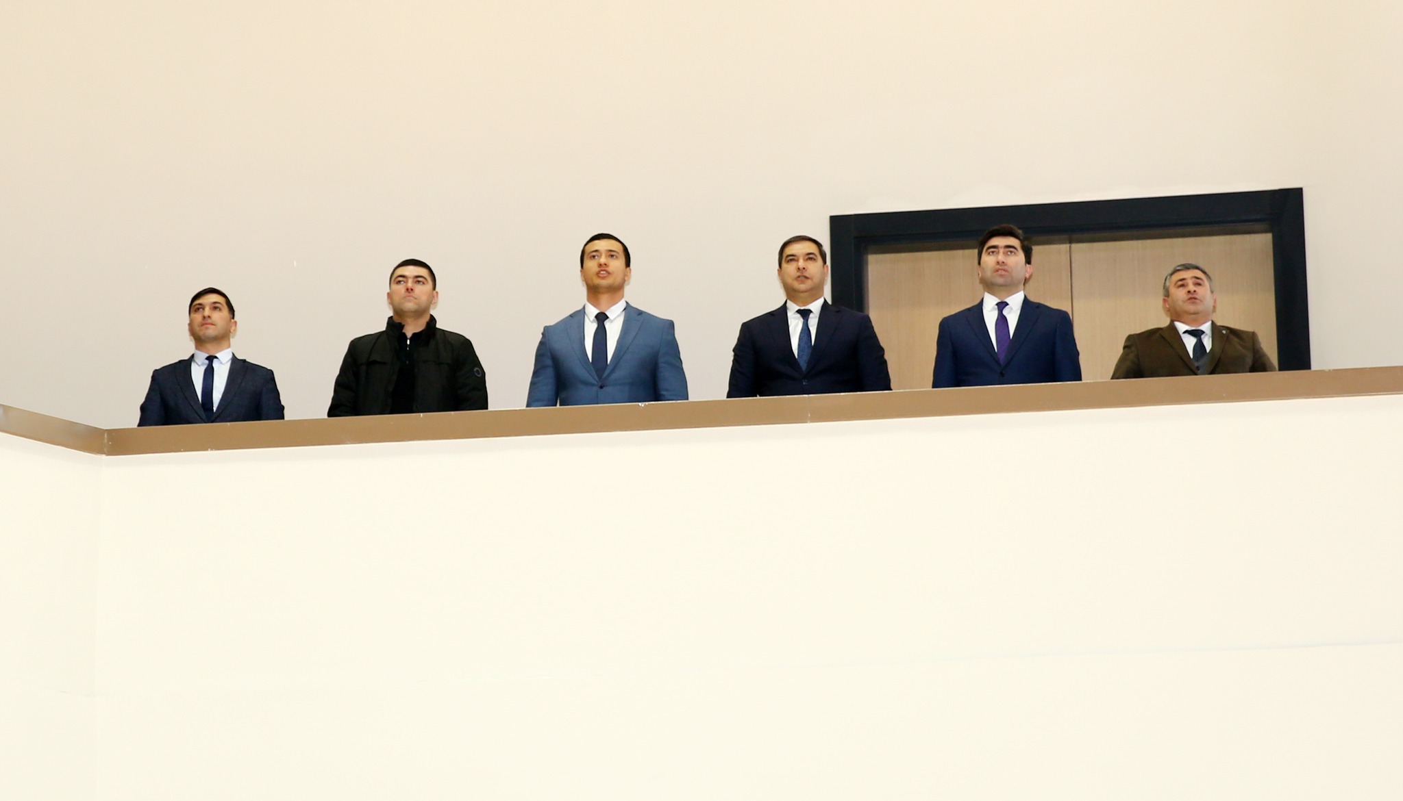 Şagirdlər arasında keçirilən voleybol yarışının qalibləri mükafatlandırılıb