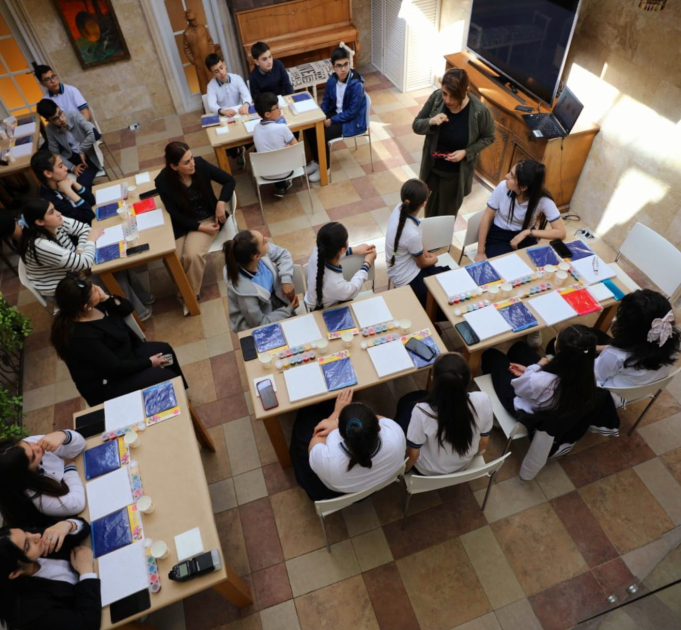 Şagirdlər “Ədibin Evi”ni ziyarət ediblər