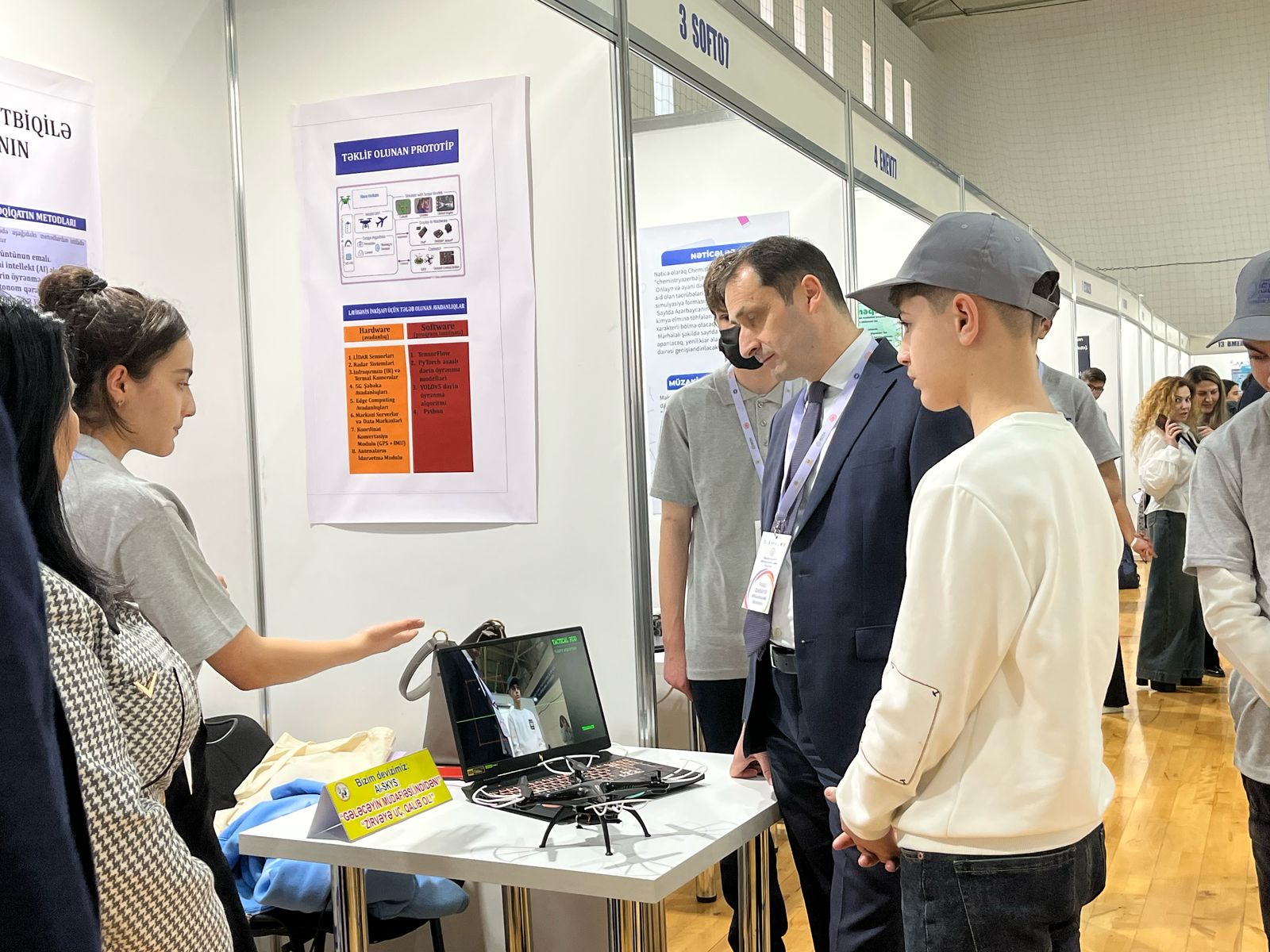 Şagirdlər hava hədəfini insan müdaxiləsi olmadan aşkarlayan sistem hazırlayıblar 