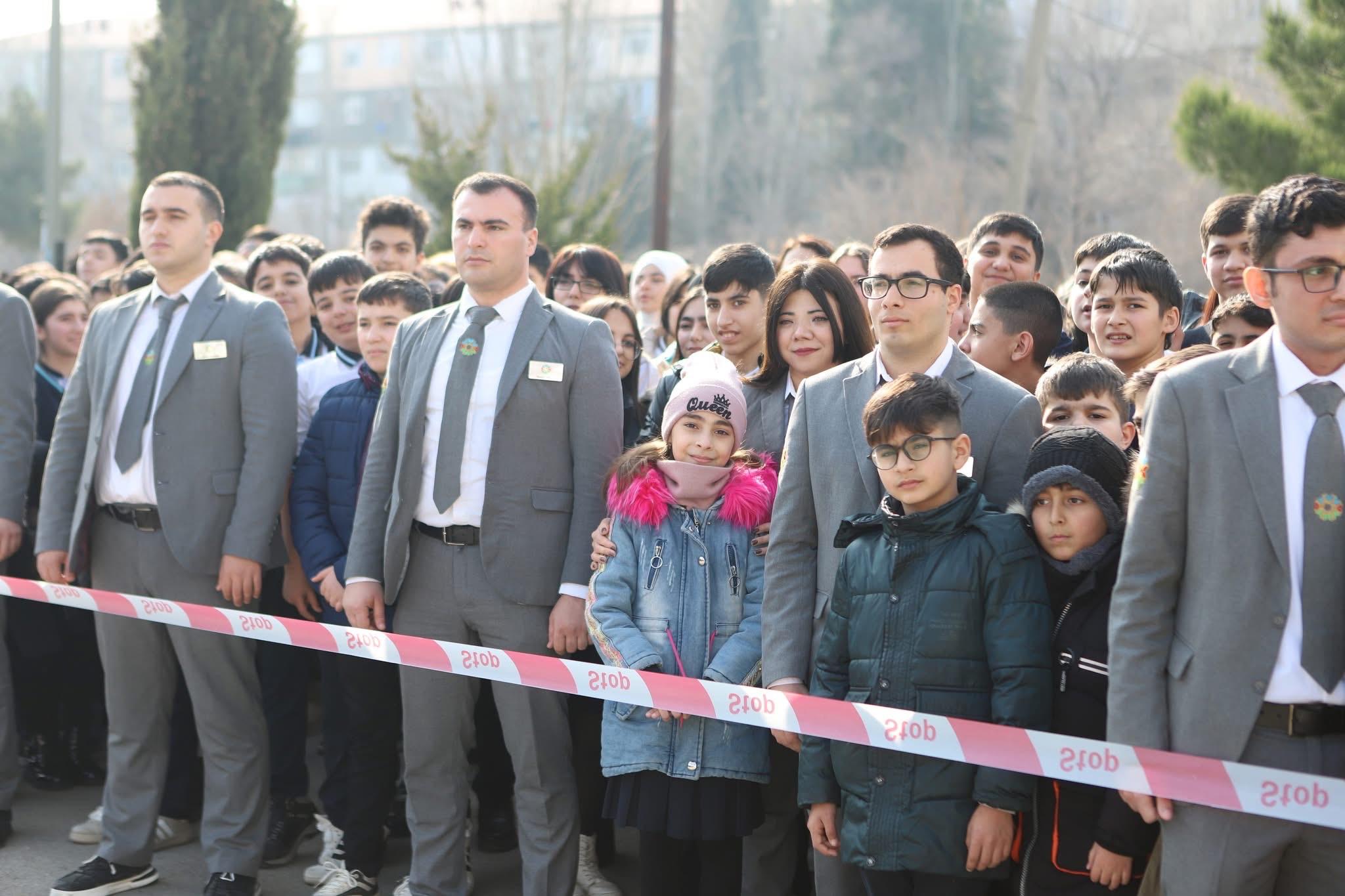 Şagirdlər üçün fövqəladə hallarla bağlı təlimlər keçirilib