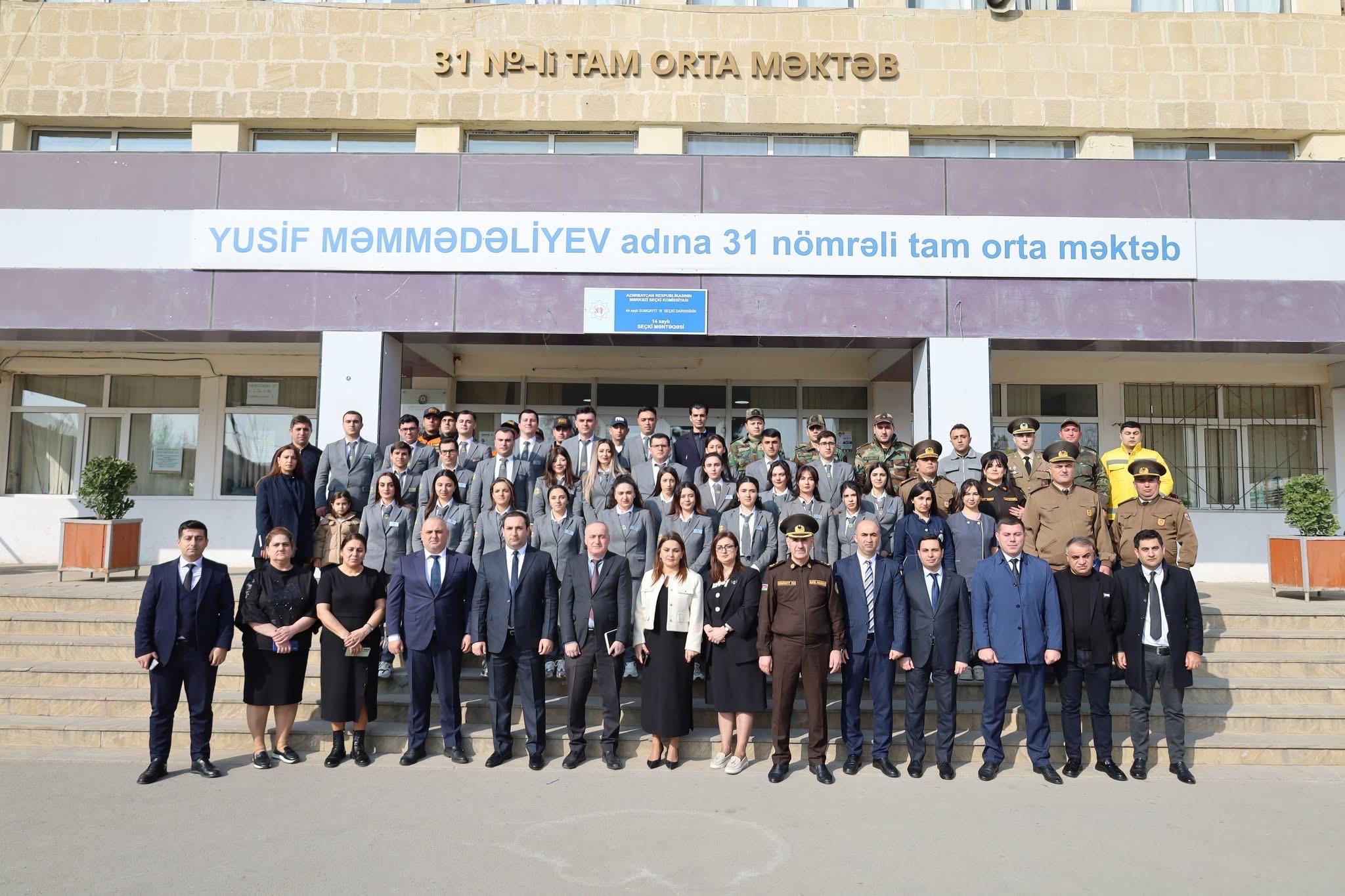 Şagirdlər üçün fövqəladə hallarla bağlı təlimlər keçirilib