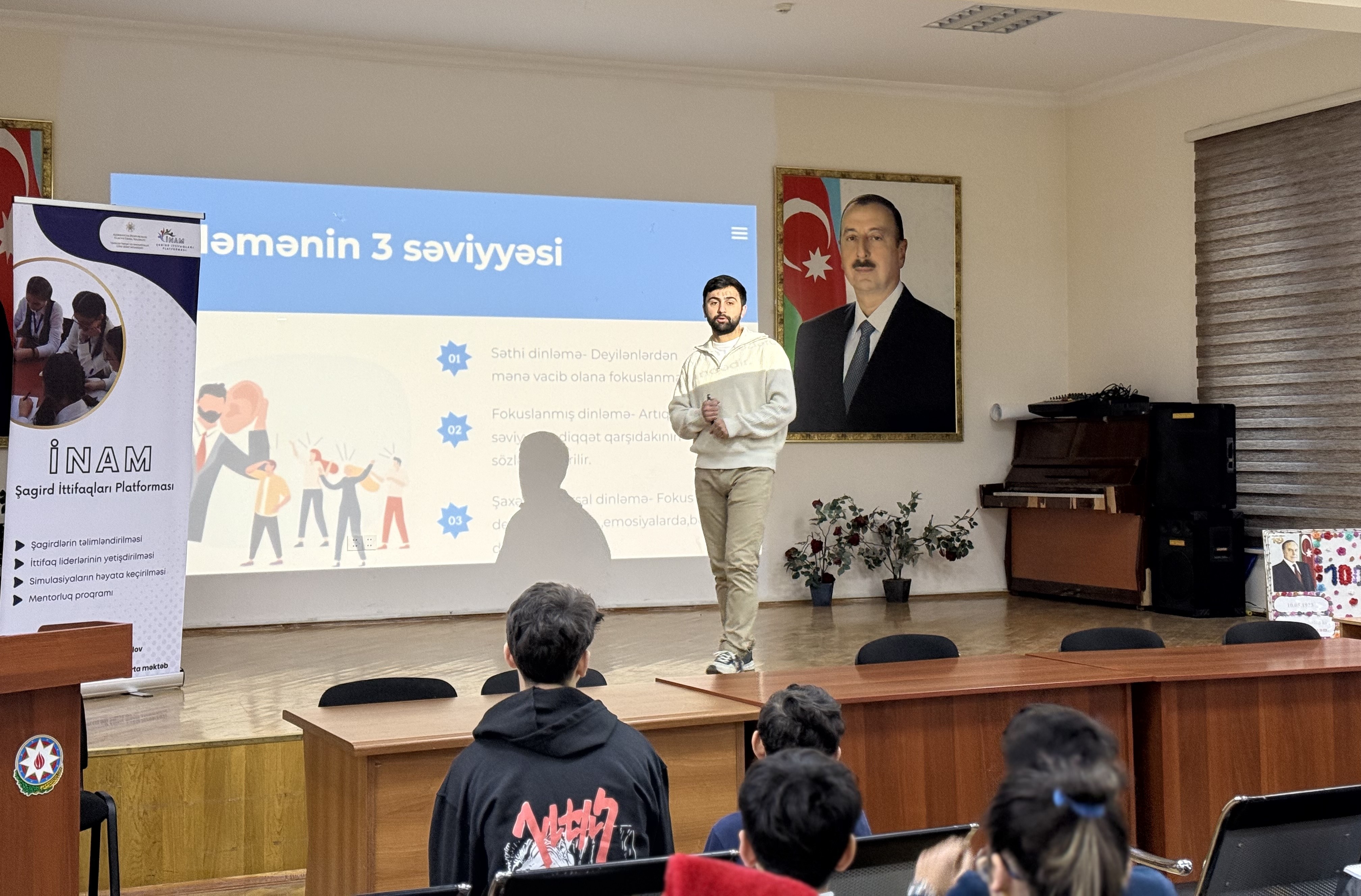 Şagirdlərin liderlik bacarıqları inkişaf etdirilir 