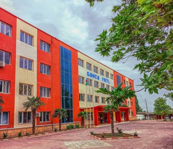 Şagirdlərinin 90 faizi repetitor yanına getmədən yüksək bal topladı 