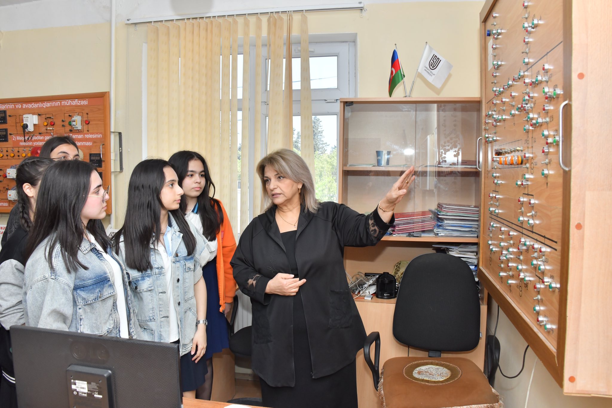 SDU-da yuxarı sinif şagirdləri üçün “Açıq qapı” günləri keçirilir