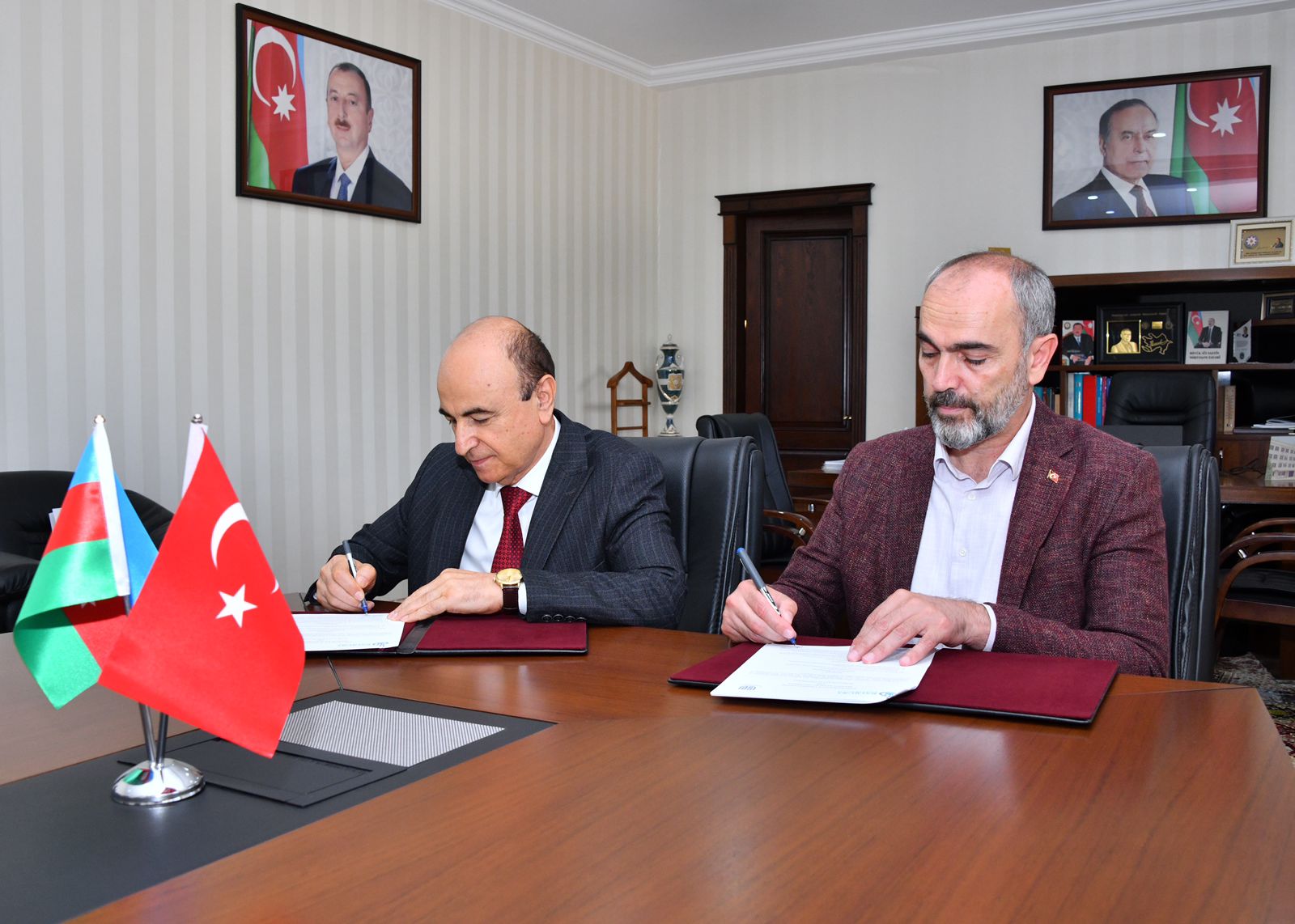 SDU ilə Bayburt Universiteti arasında əməkdaşlıq qurulur 